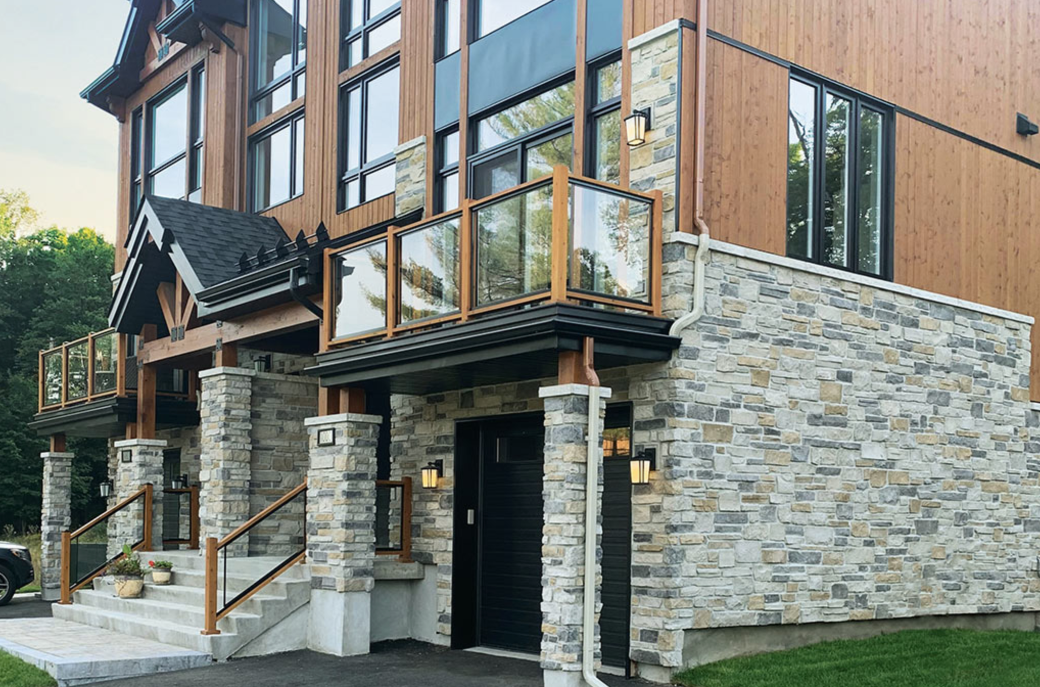Ledge/Cobble Stone Veneer - Black Forest - Flat - Small Box (10 SF)