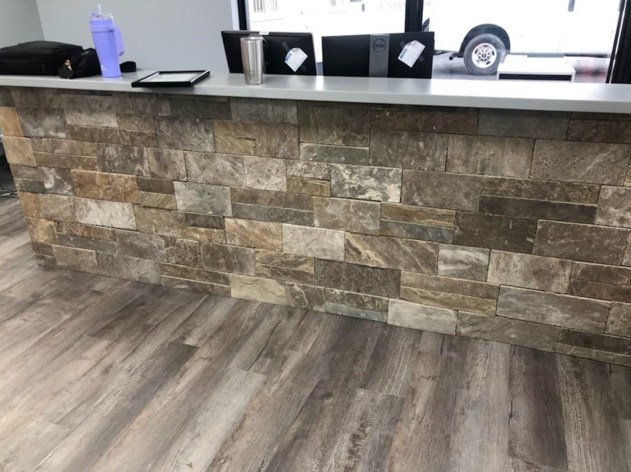 Natural Craft Screw-On Stone - Desert Mesa - Flat - Small Box (6 SF)