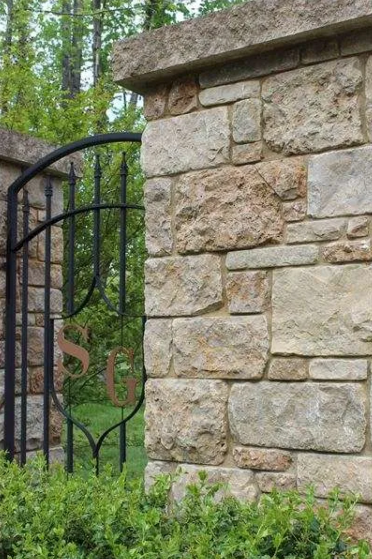 Pewter Ridge Gold Tumbled Dimensional - Thin Veneer - Flats