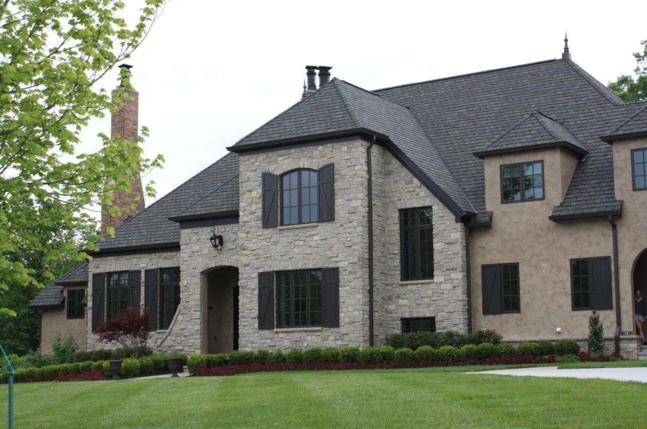 Foundry Hill Tumbled Random Heights - Thin Veneer - Flats