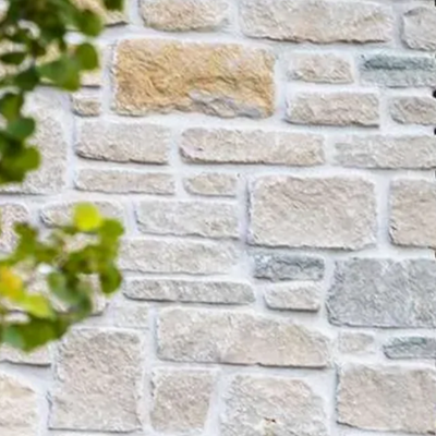 Glacier Ridge Limestone natural stone thin veneer flats — real US-quarried natural stone