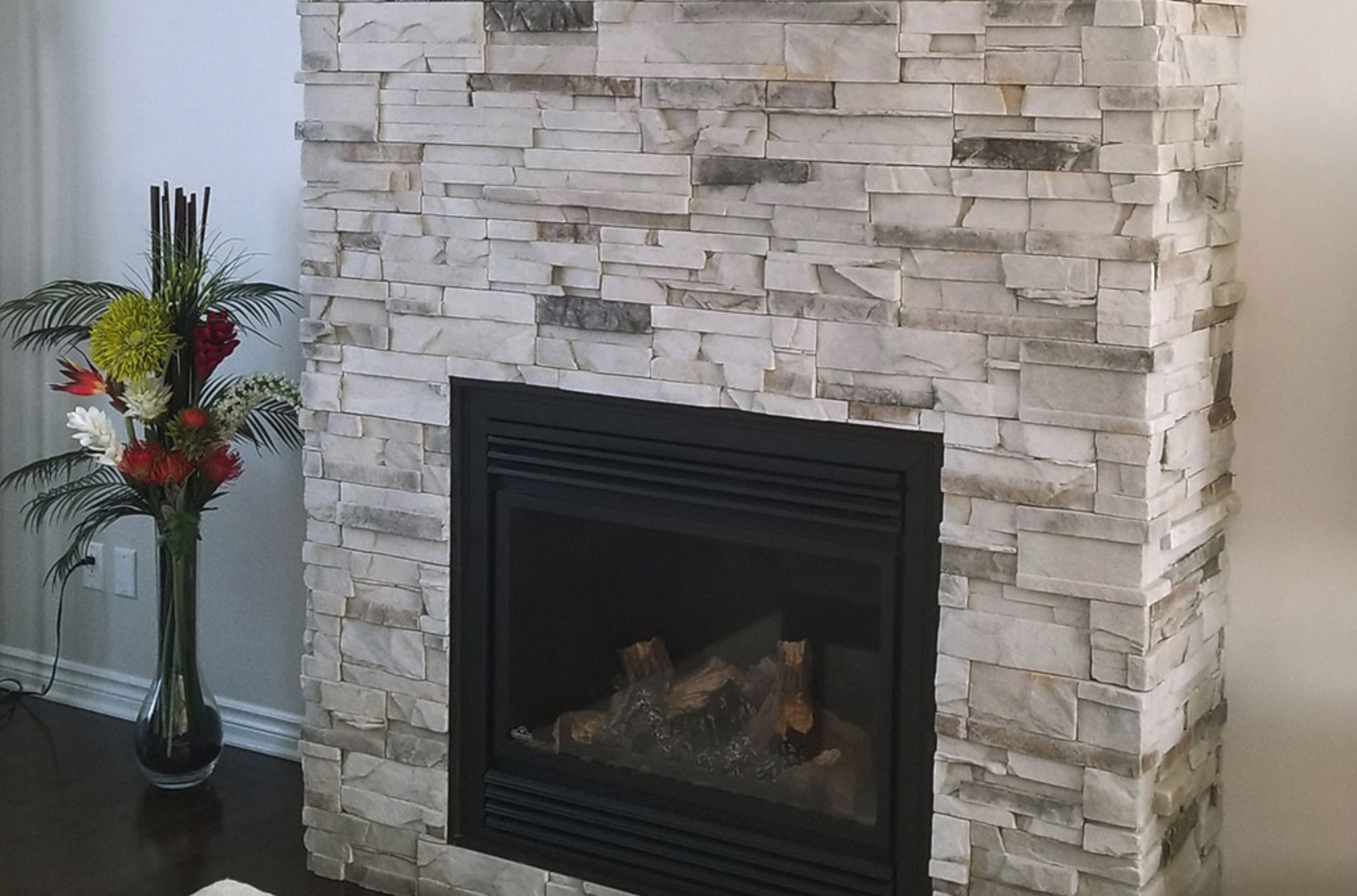 Newport Stone Veneer - Titanium - Flat - Small Box (6 SF)