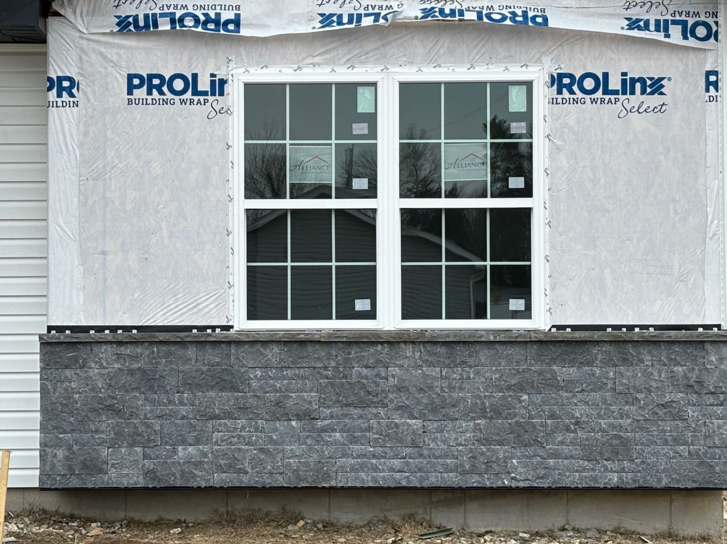 Natural Craft Screw-On Stone - Bellhurst - Corners - Small Box (5 LF)