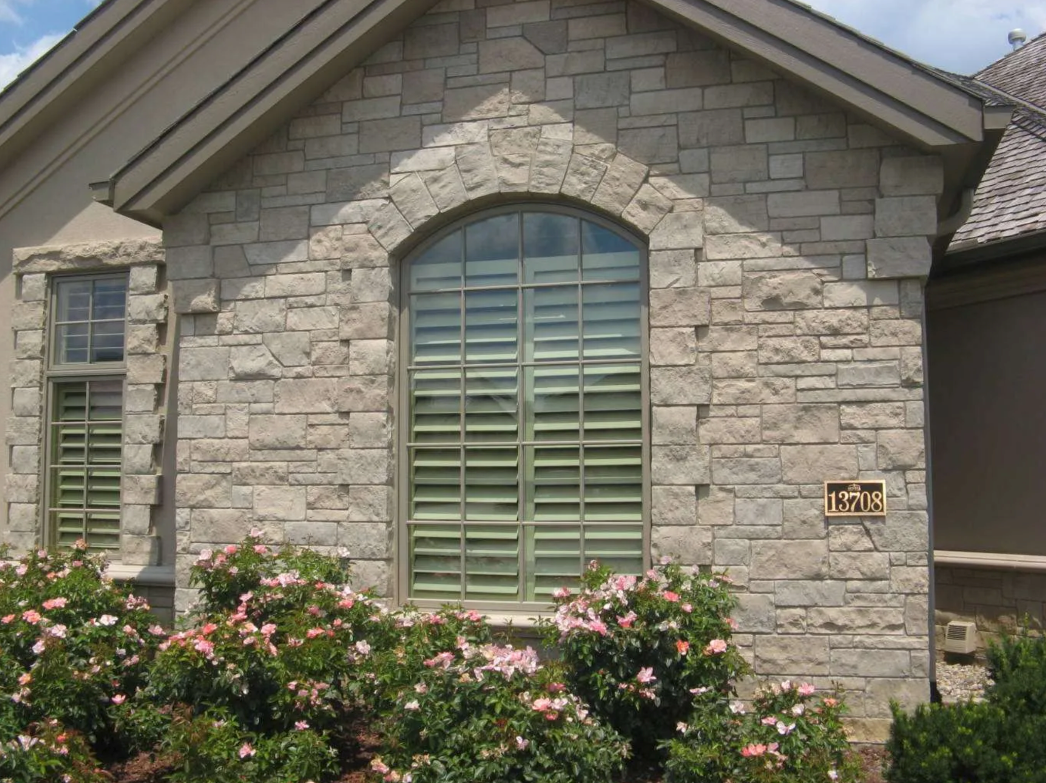 Princeton Manor Limestone - Thin Veneer - Flats