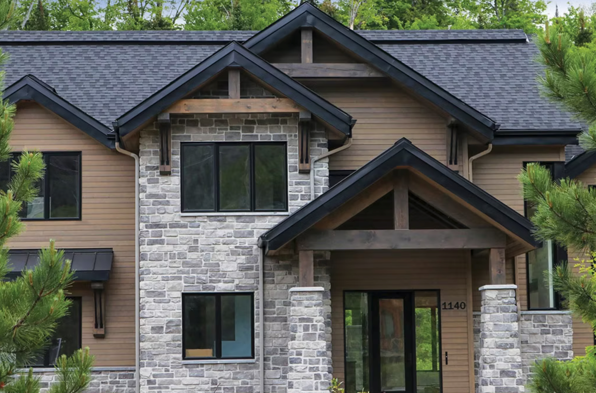 Cobble Stone Veneer - Ash - Corners (8 LF/Box)