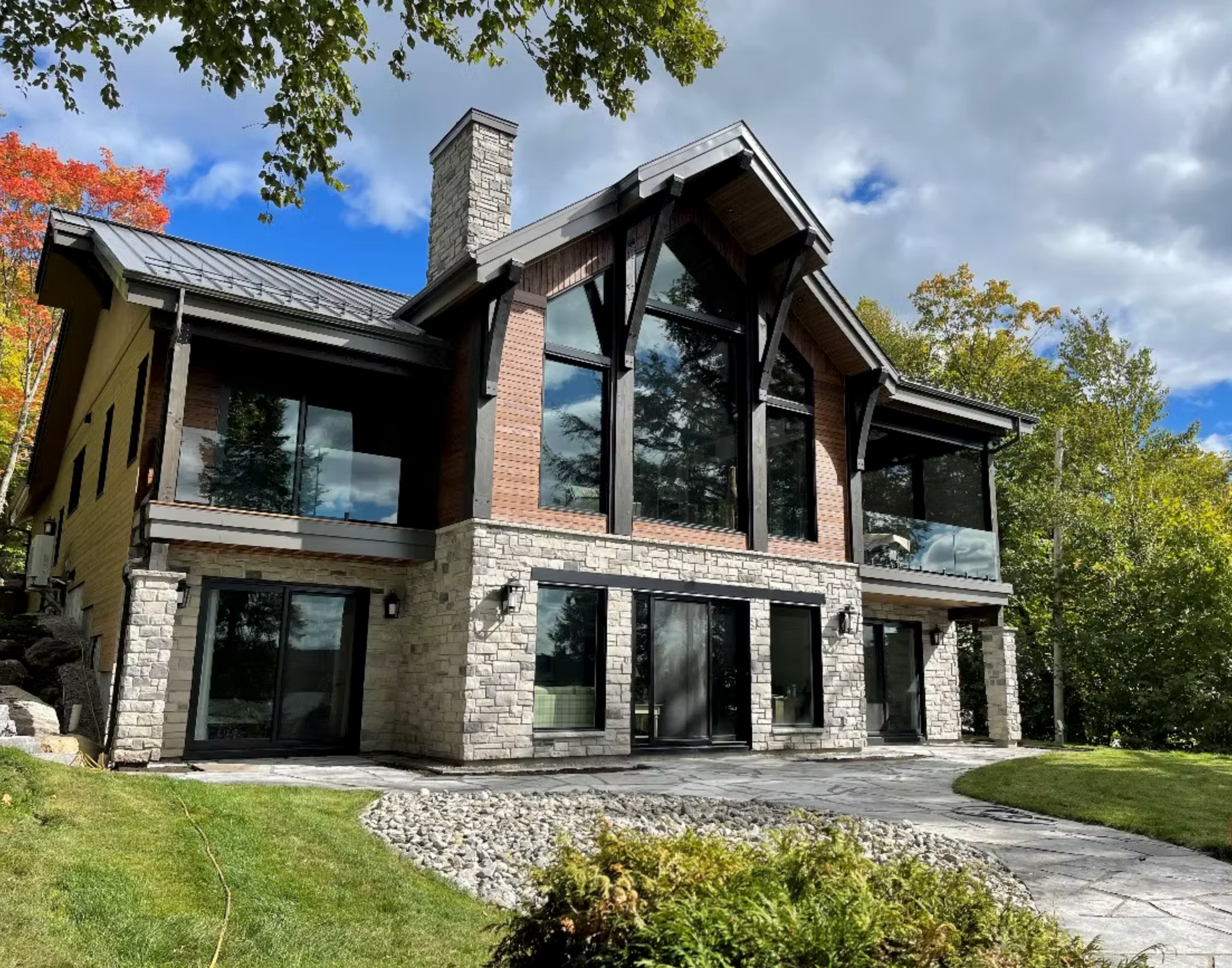 Cobble Stone Veneer - Aspen - Flat - Small Box (10 SF)