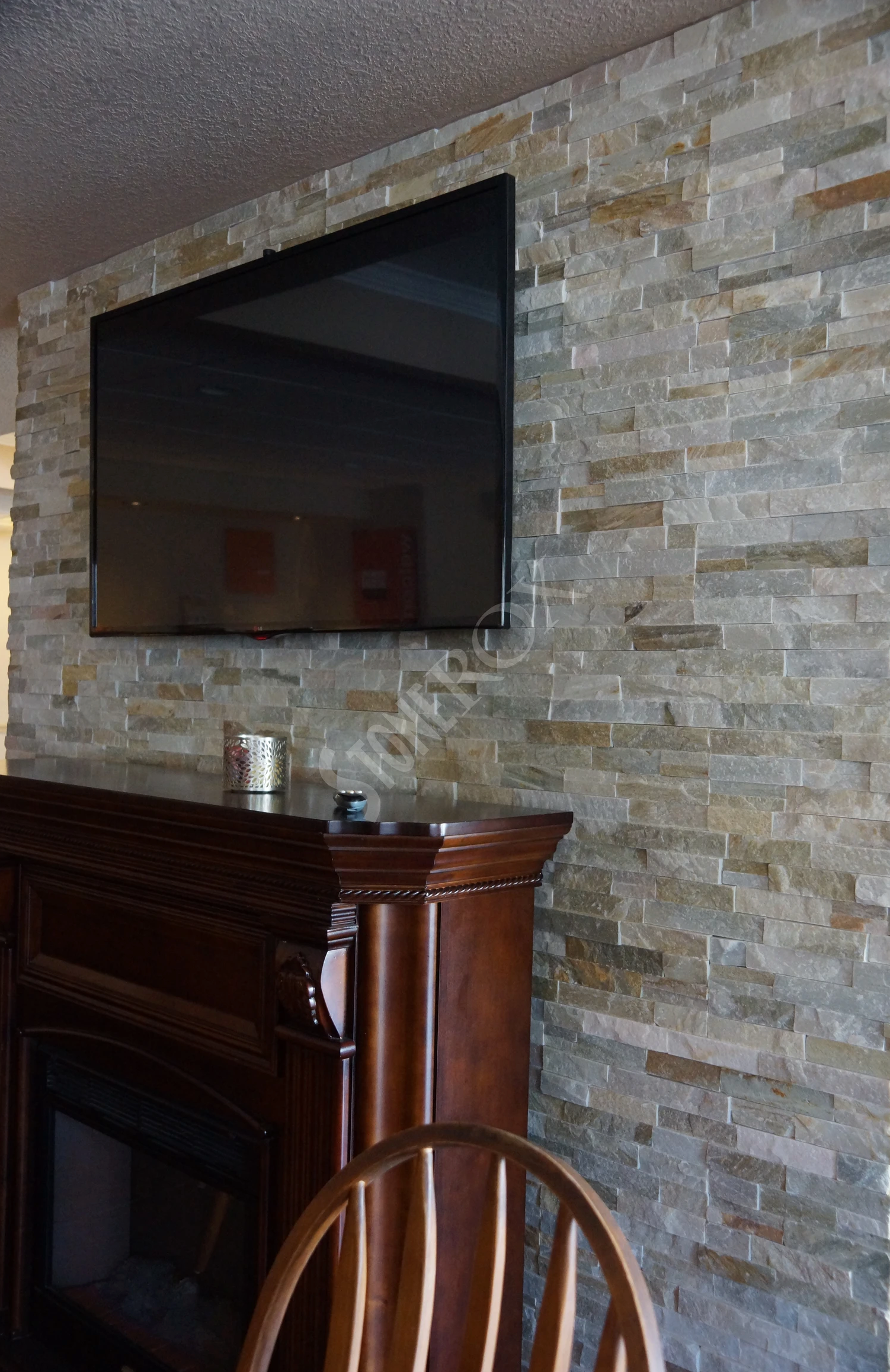 StoneRox Natural Stone Panels - Greyish Pearl - Flat - (6 SF/Box)