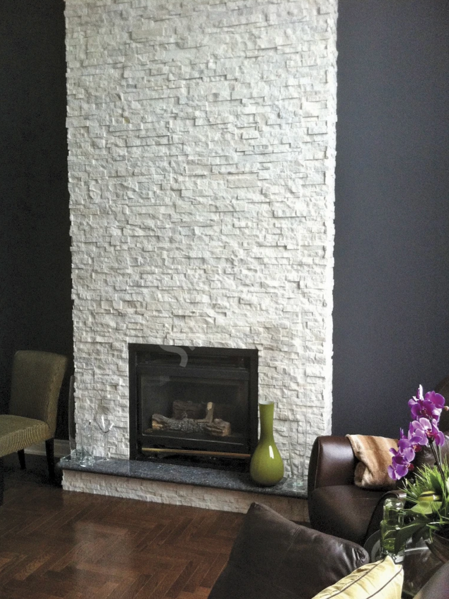 StoneRox Natural Stone Panels - Snow White - Flat - (6 SF/Box)