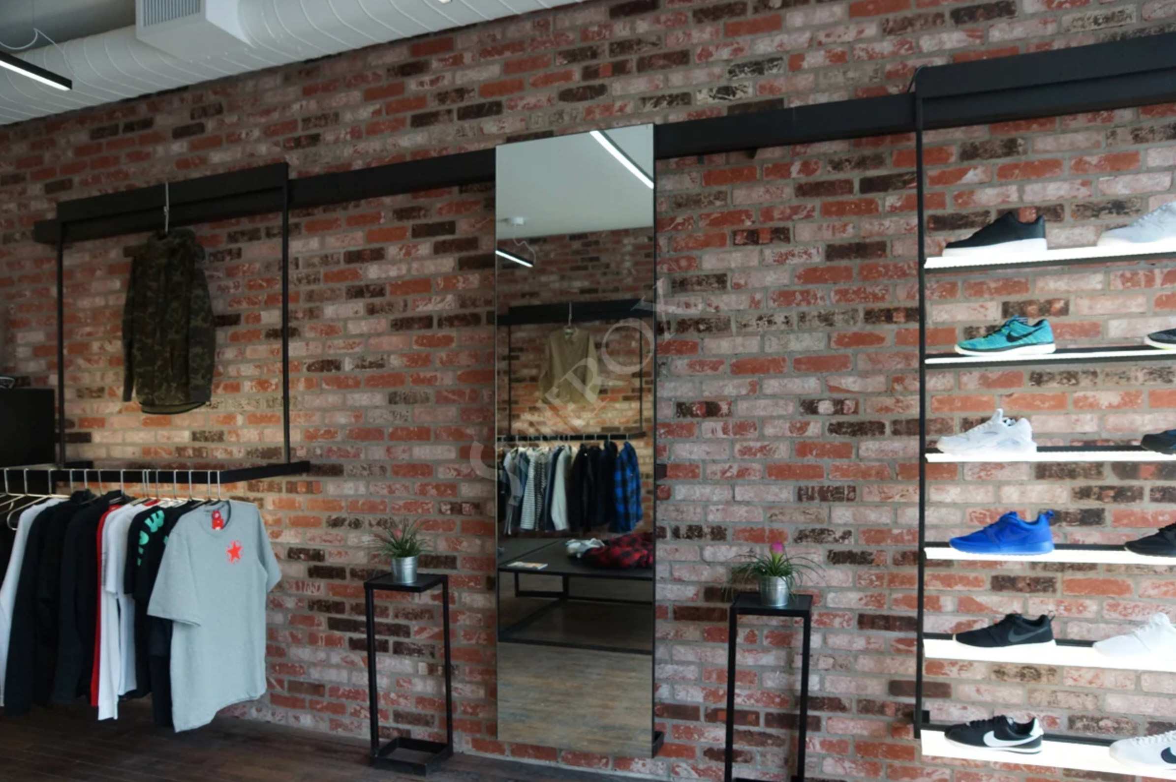 Thin Clay Brick Veneer - Sacramento Rustic - Flat - Small Box (8 SF)