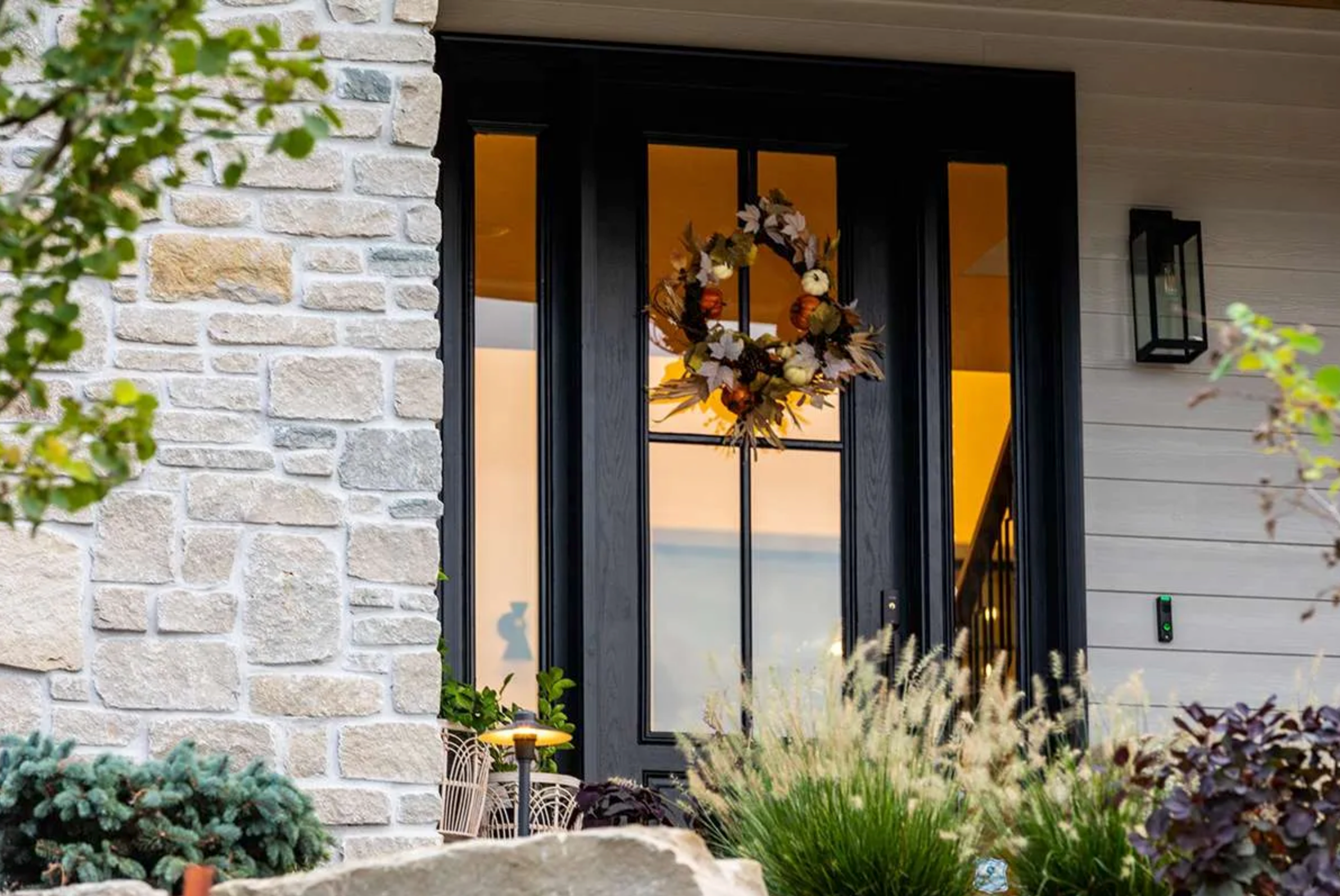 Glacier Ridge Limestone - Thin Veneer - Corners