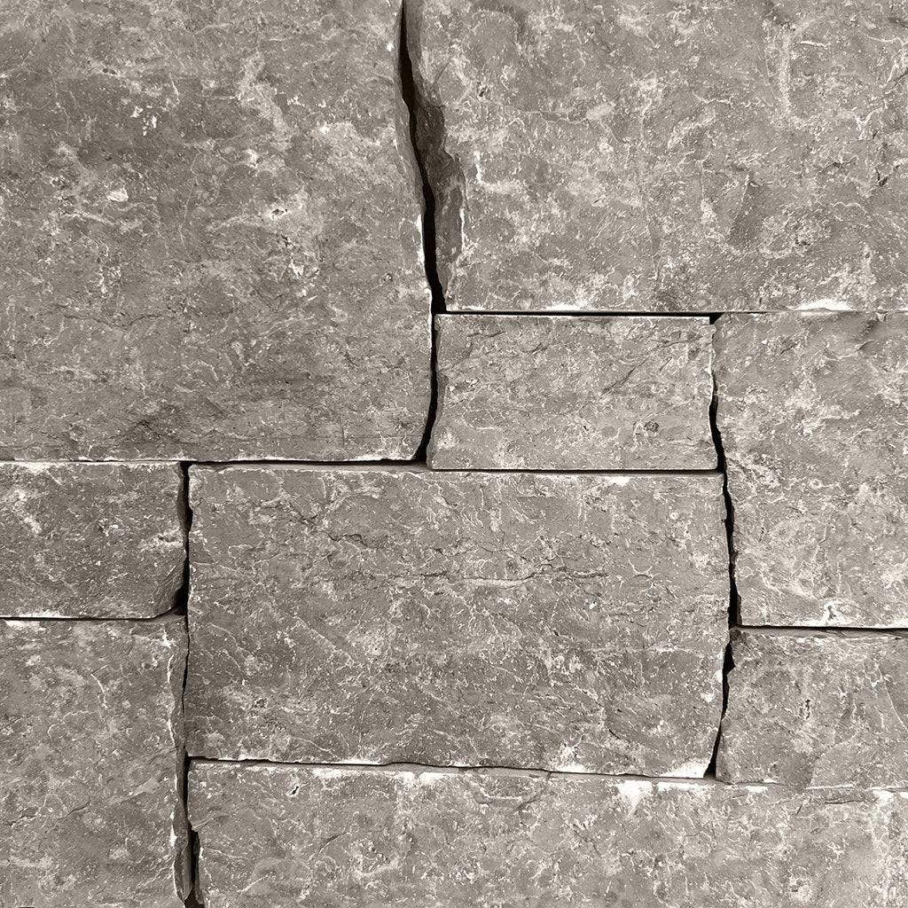 Chesterton Marble Drystack natural limestone full bed building stone — Earthworks Chocolate Marble – Drystack
