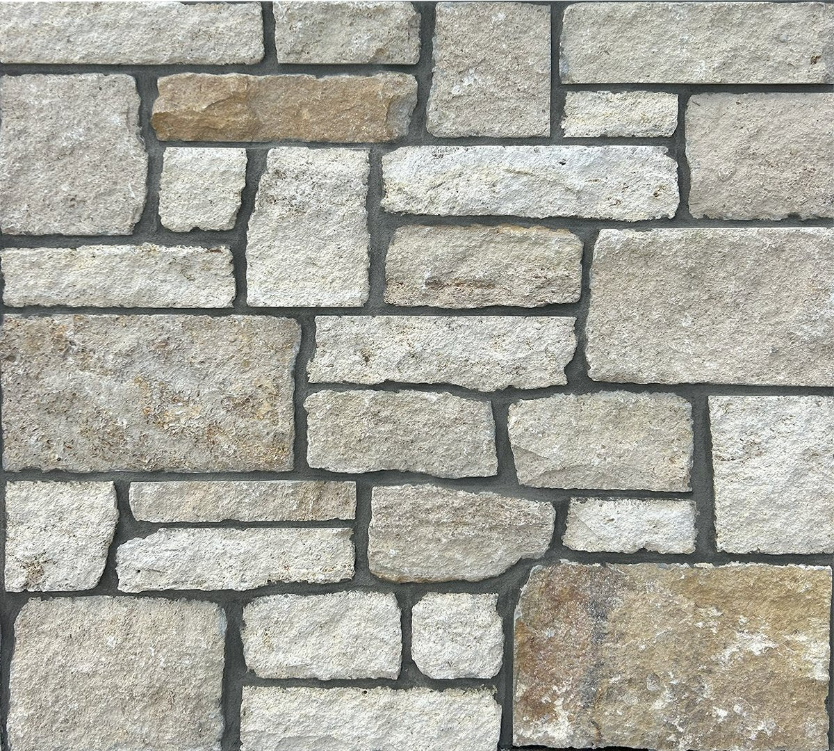 Coral Bluff Limestone Random Heights installed stone wall