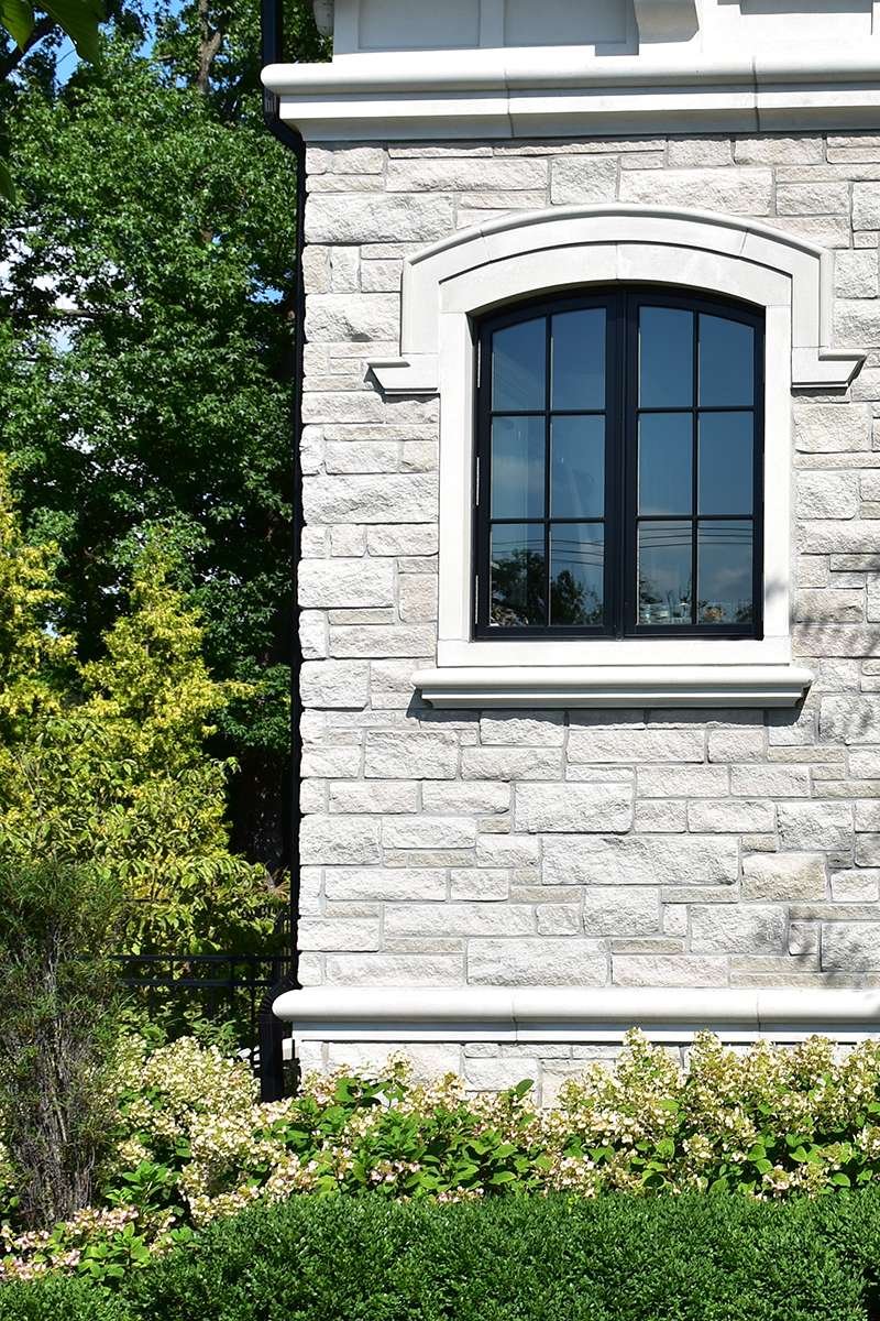 Indiana Limestone Gray Dimensional stone veneer detail