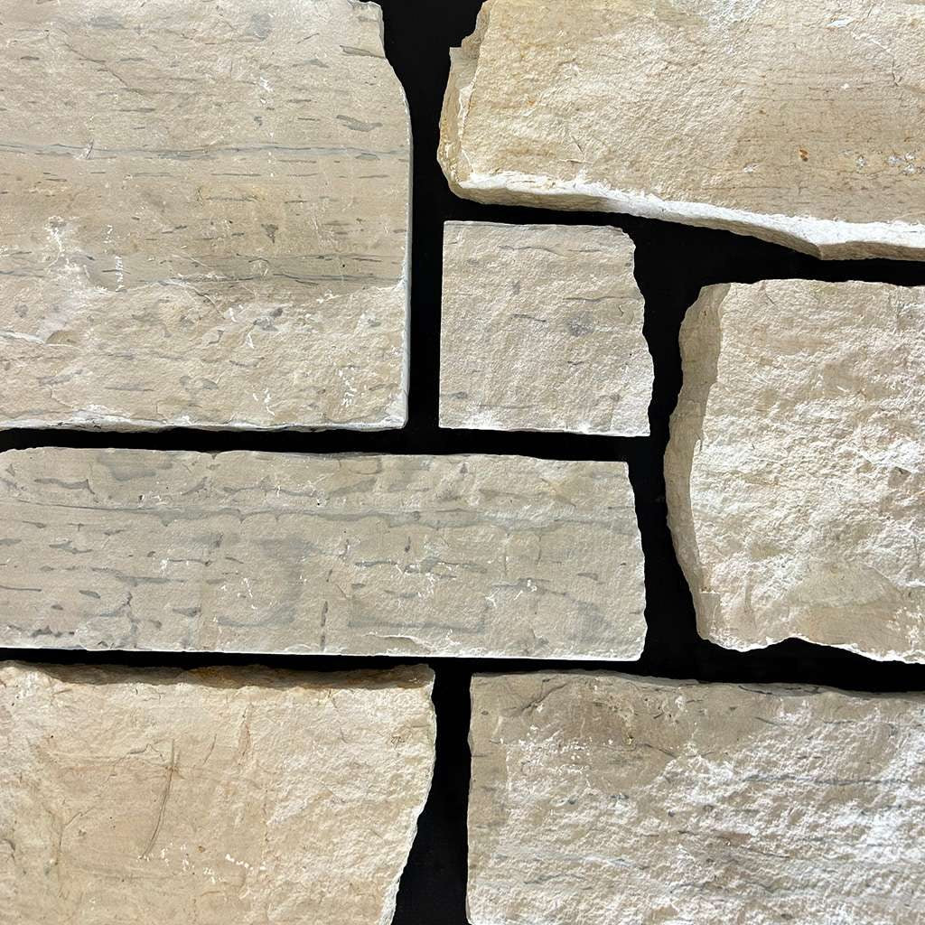 Princeton Manor Limestone Random Heights natural limestone full bed building stone — Earthworks Aux Vases Random Heights