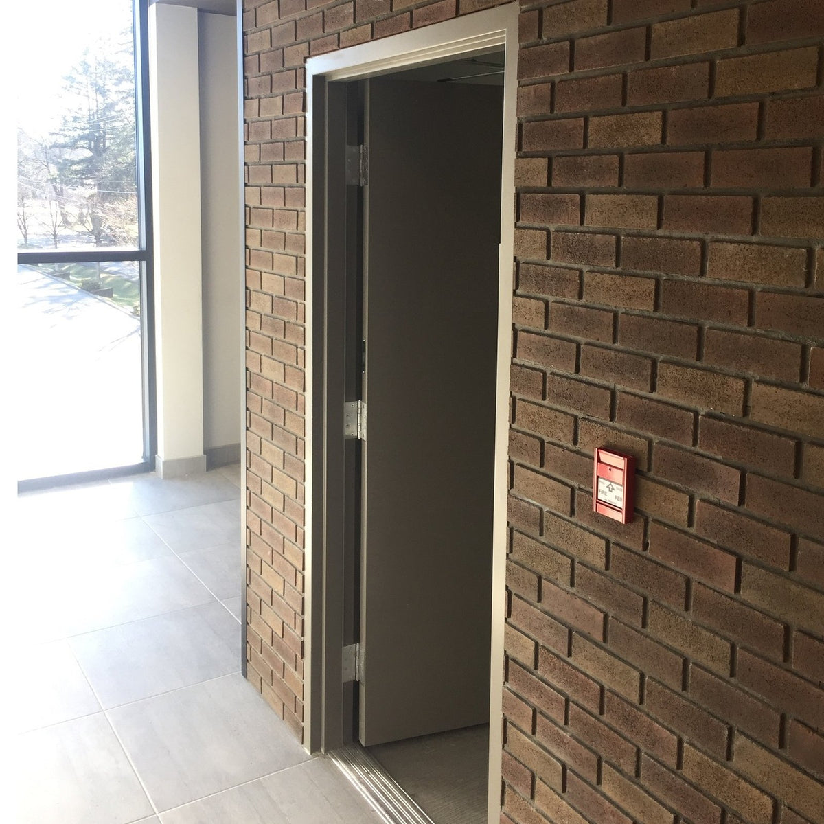 Quality Stone Modern Brick Panel in Terra Cotta — Sample