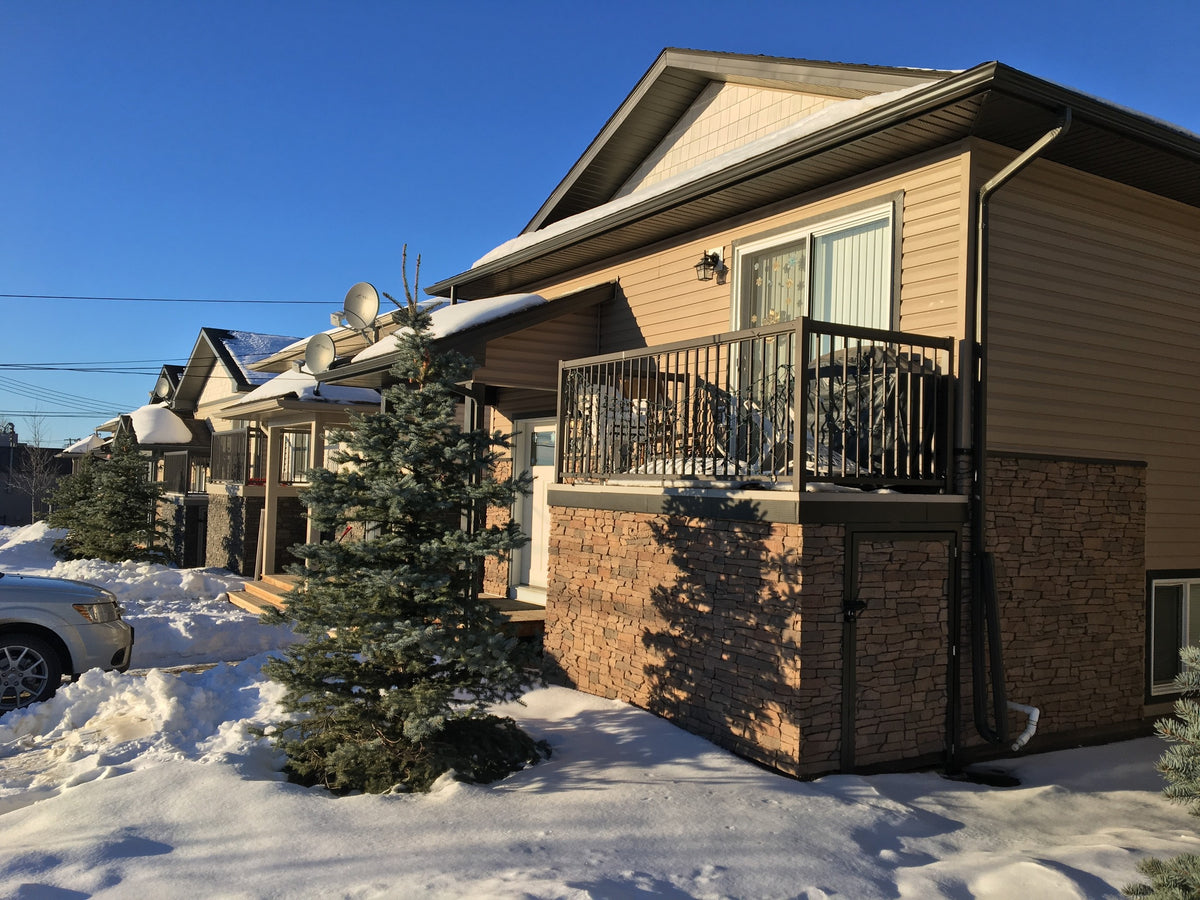 Quality Stone Ridge Stone Panel in Light Brown Blend — view 5
