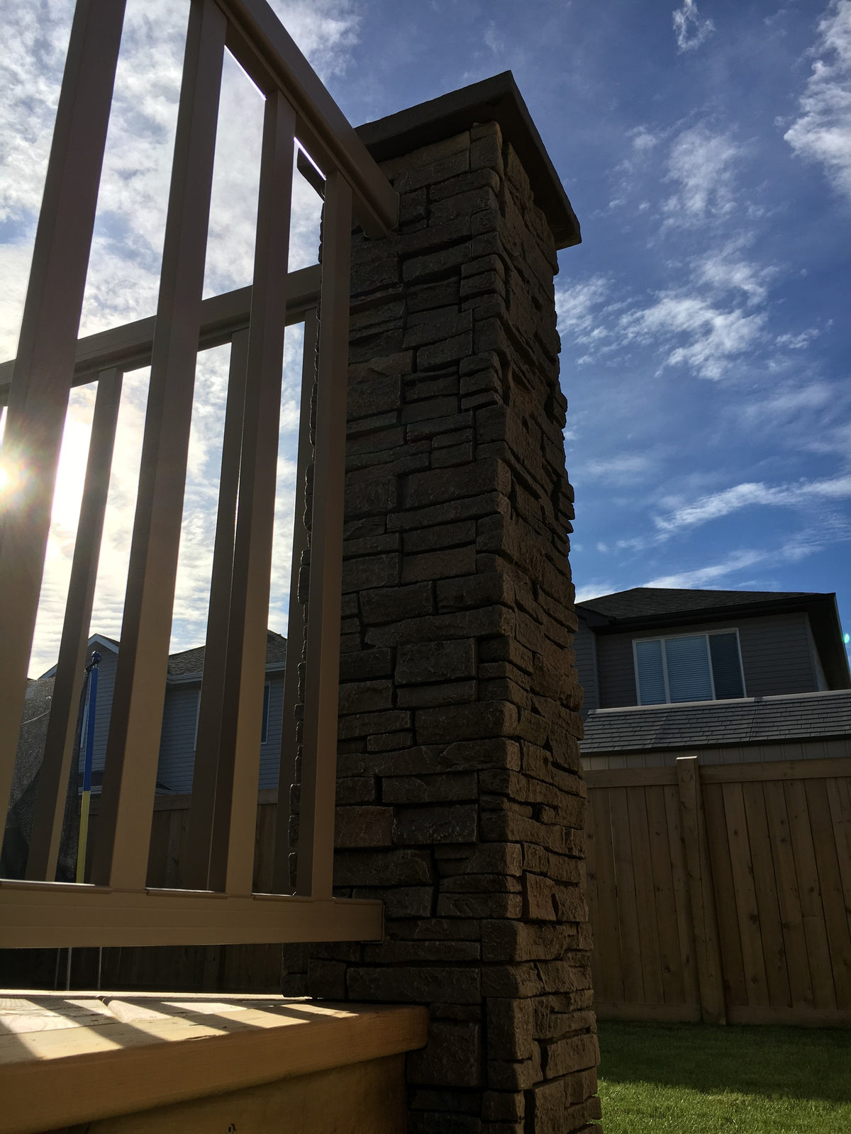 Quality Stone Stacked Stone Pillar Panel in Grey Brown — view 44