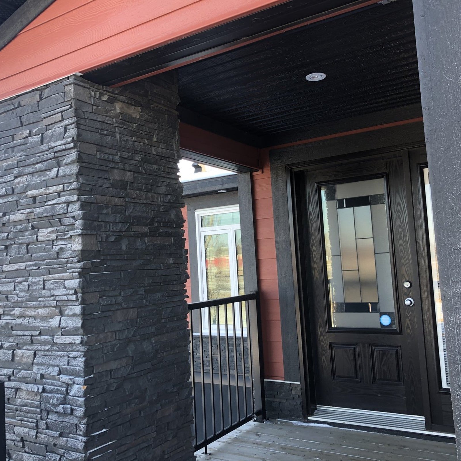 Quality Stone Stacked Stone Panel in Black Blend — Sample