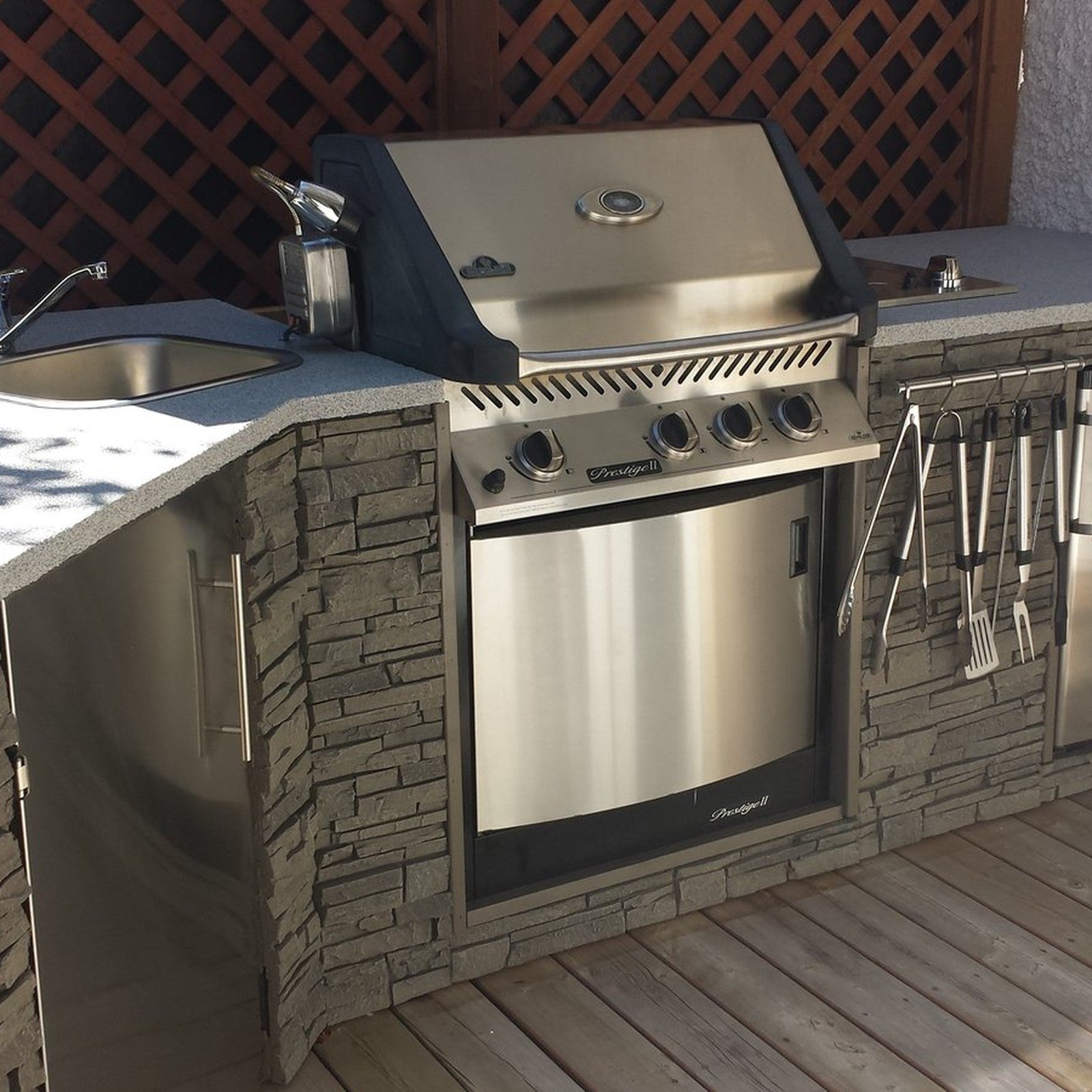 Quality Stone Stacked Stone Panel in Grey Blend — Sample