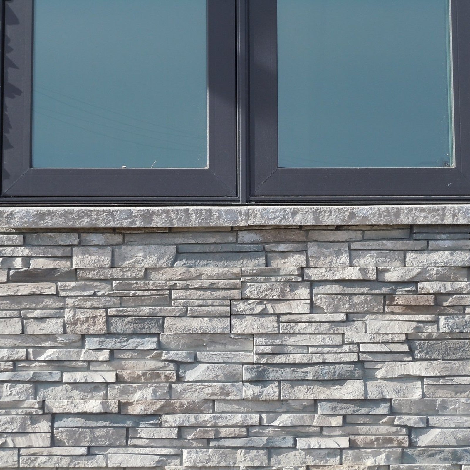 Quality Stone Stacked Stone Panel in Limestone — Sample