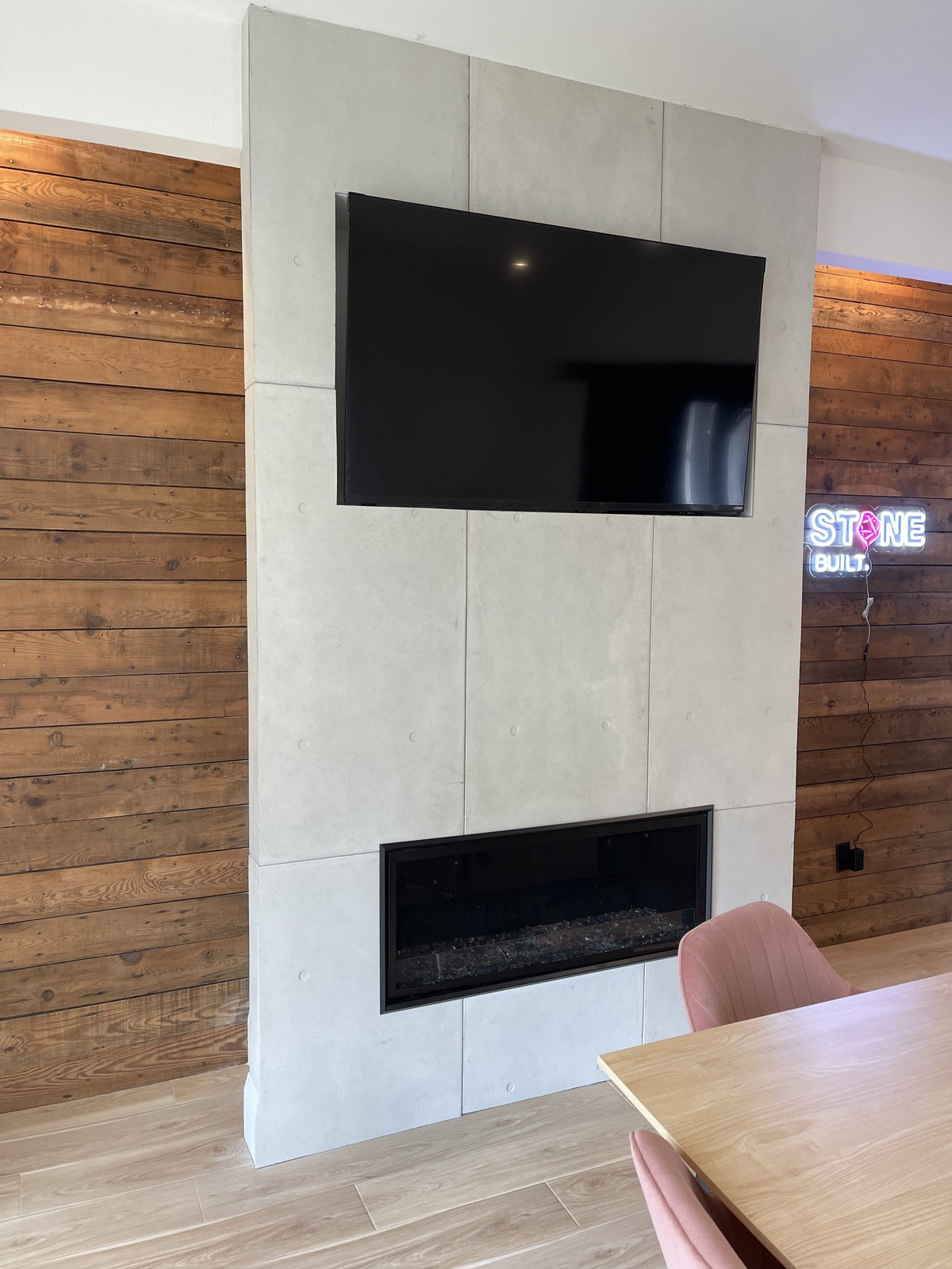 RealCast Slab Panel 24×48 Circles in Light Grey — view 8