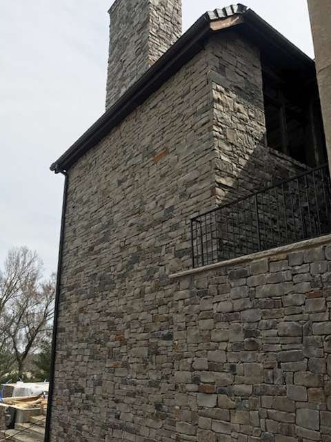 Silverleaf Sandstone Tumbled Squares and Recs natural stone installation