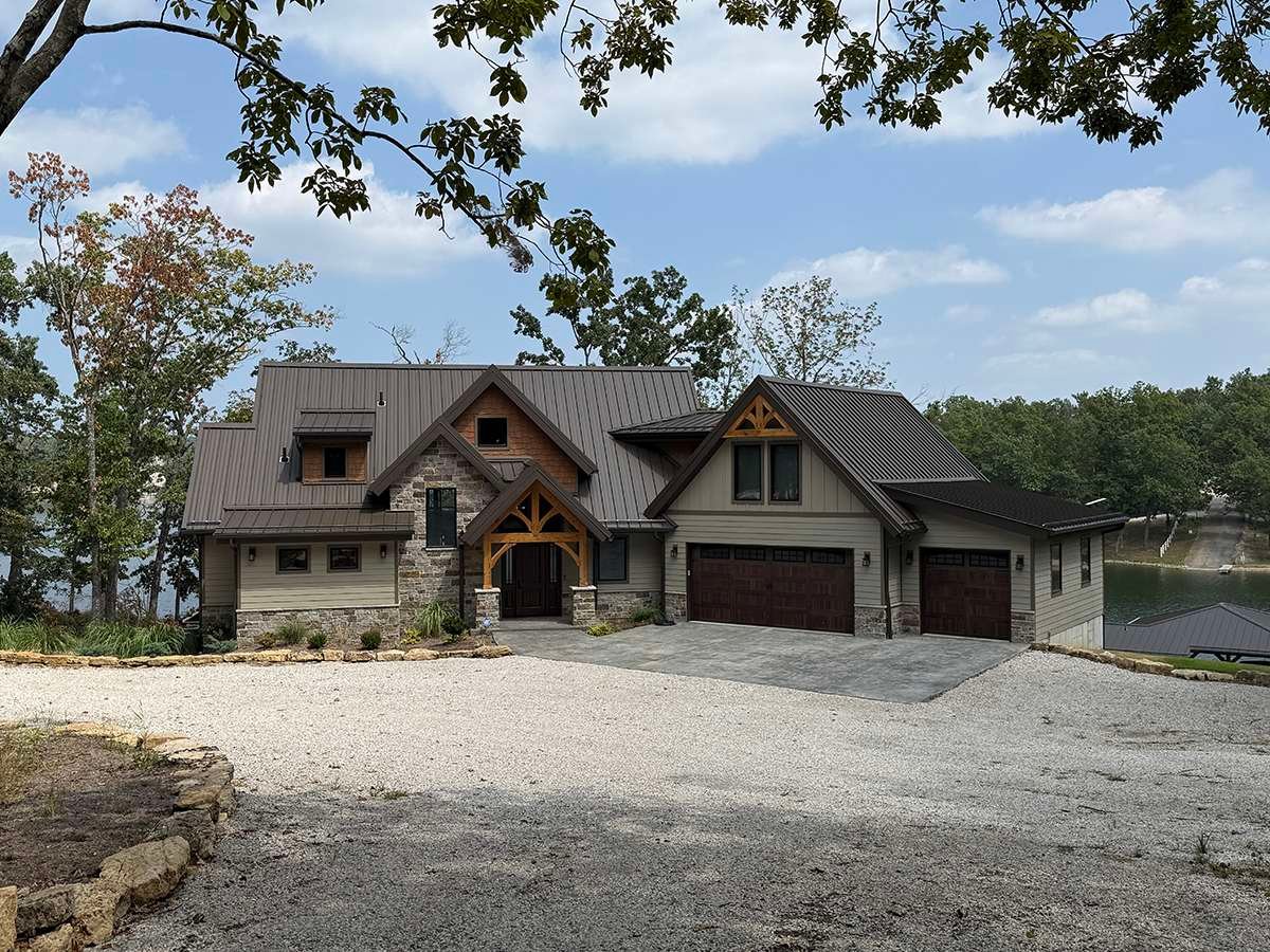 Silverwood Mountain Blend installed stone wall