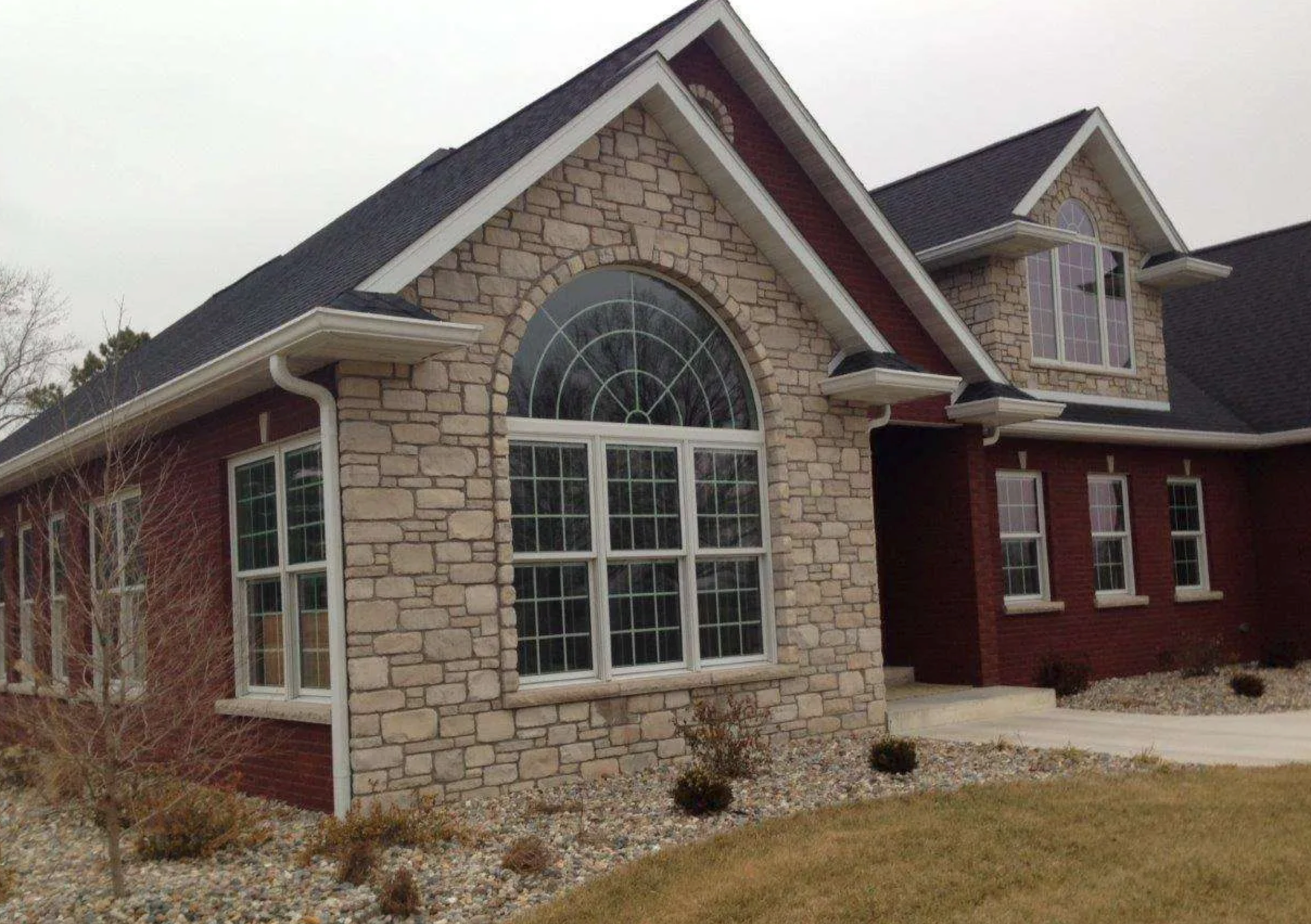 Princeton Manor Limestone - Tumbled - Thin Veneer - Corners