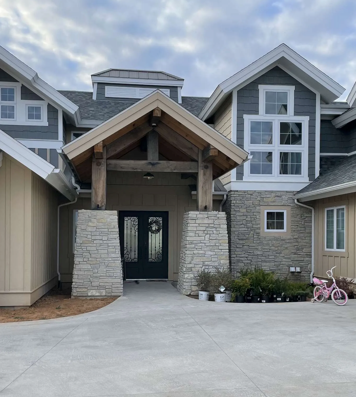 Pewter Ridge Limestone - Thin Veneer - Corners