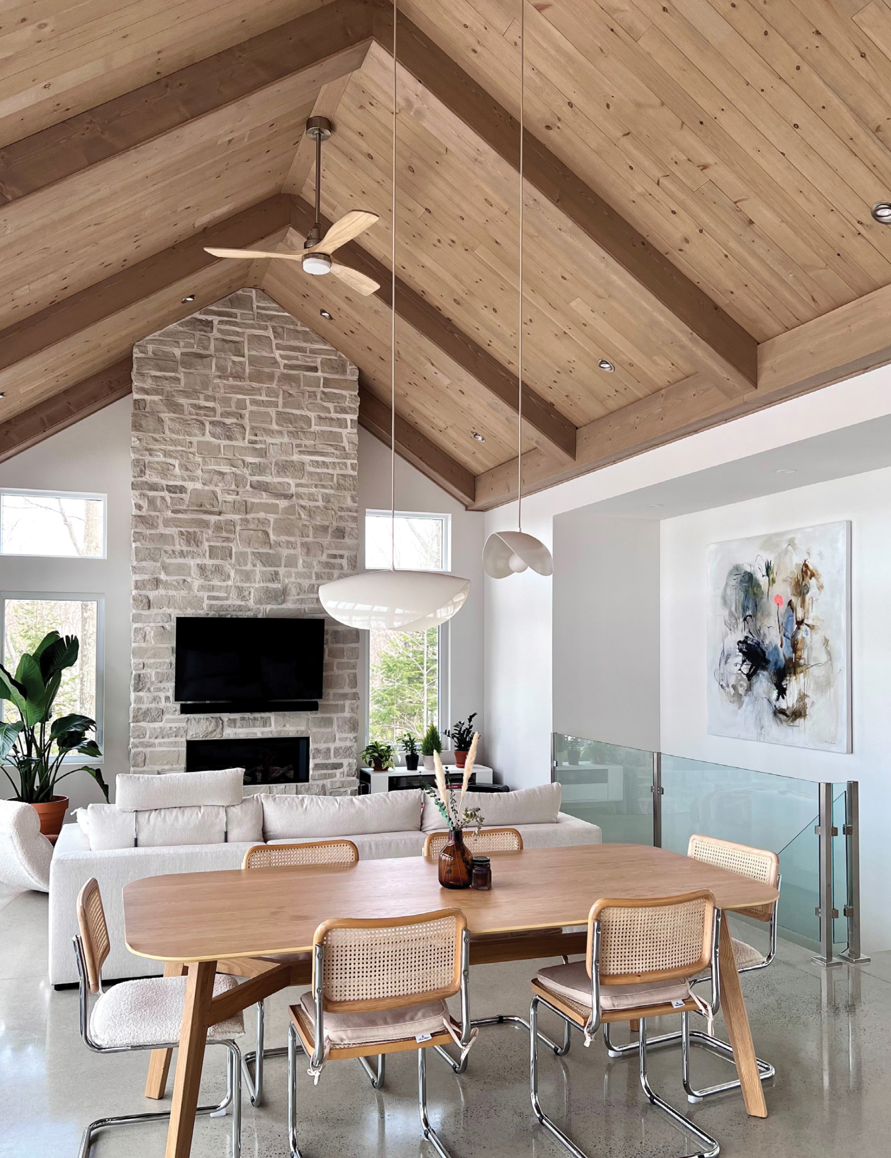 Ledge/Cobble Stone Veneer - Everest - Flat - Large Box (100 SF)