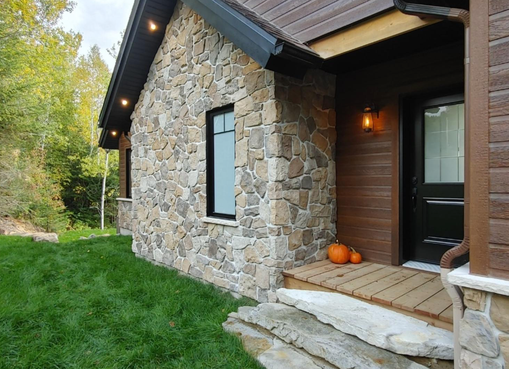 Field Stone Veneer - Telluride - Flat - Large Box (100 SF)