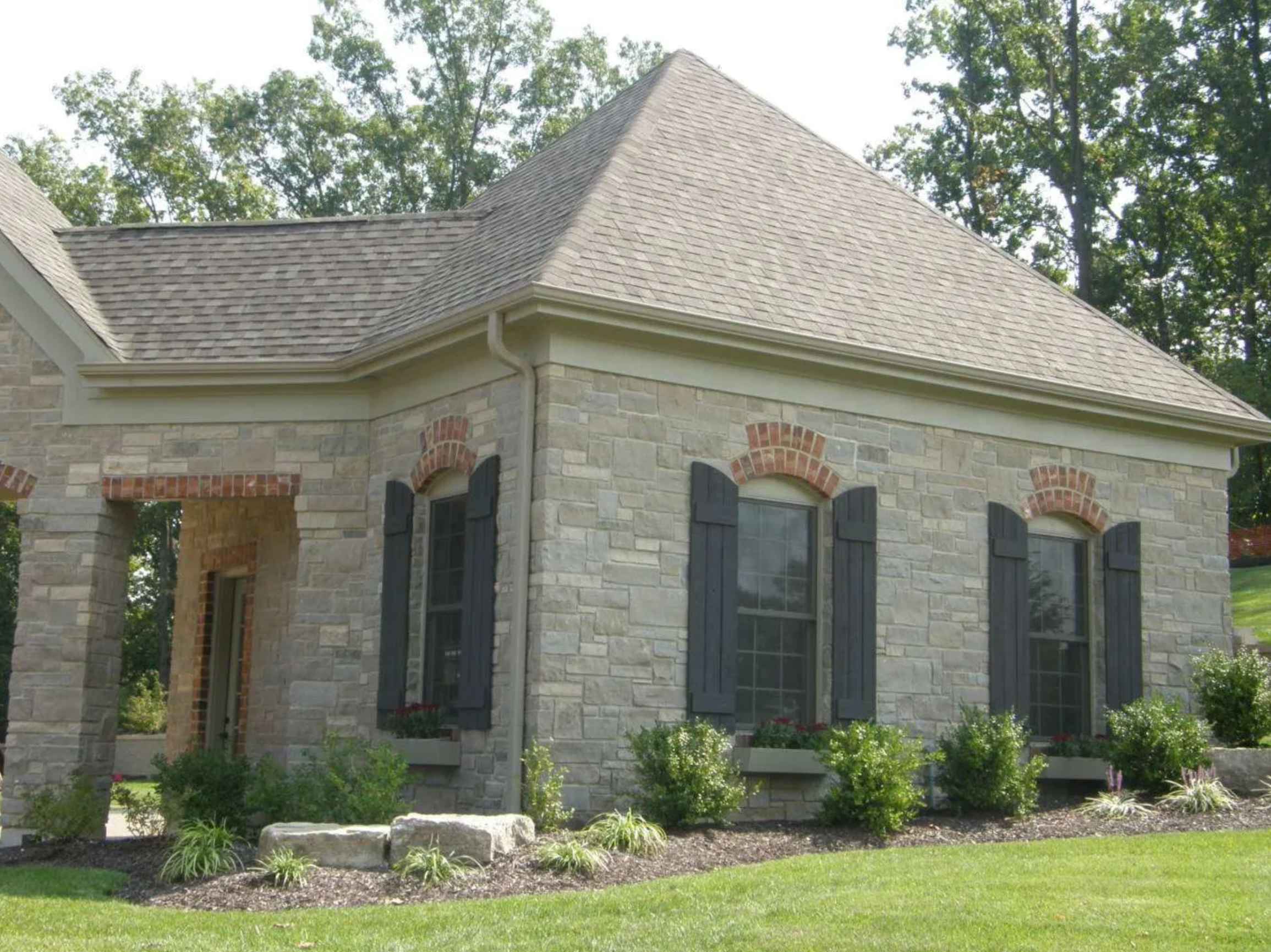 Foundry Hill Random Heights - Thin Veneer - Flats