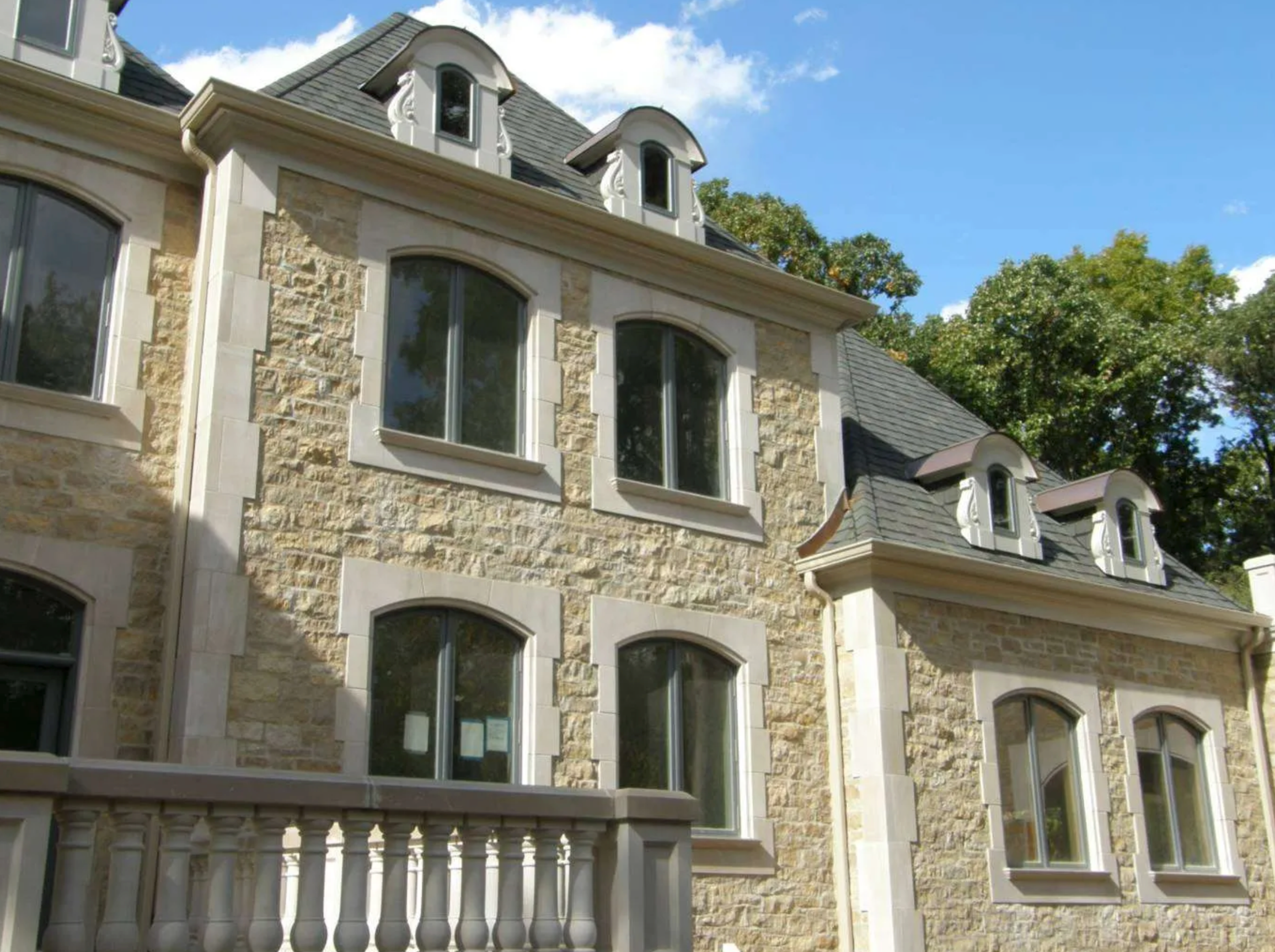 Pewter Ridge Gold Random Heights - Thin Veneer - Corners