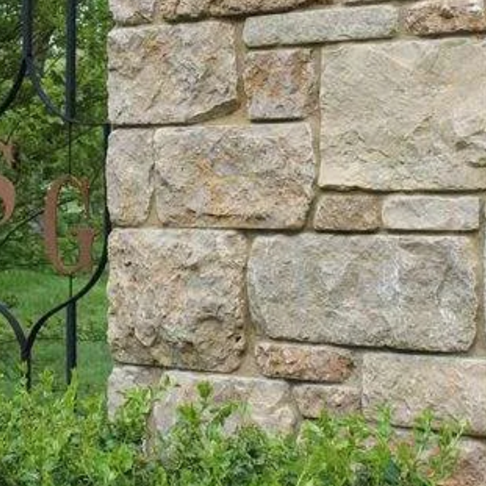 Pewter Ridge Gold Tumbled Dimensional – Real Natural Stone Veneer | WallSPC