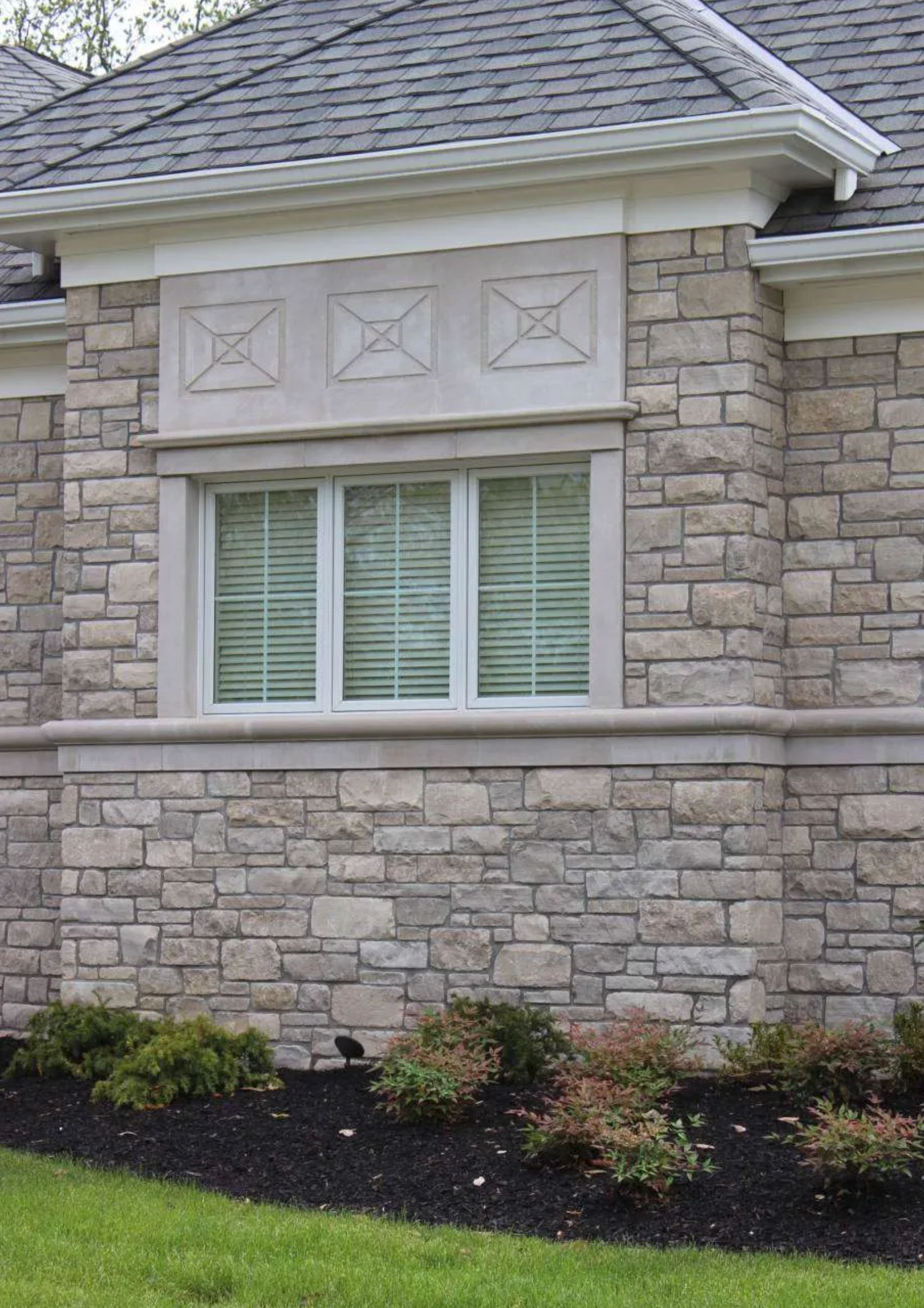 Princeton Manor Limestone - Tumbled - Thin Veneer - Sample
