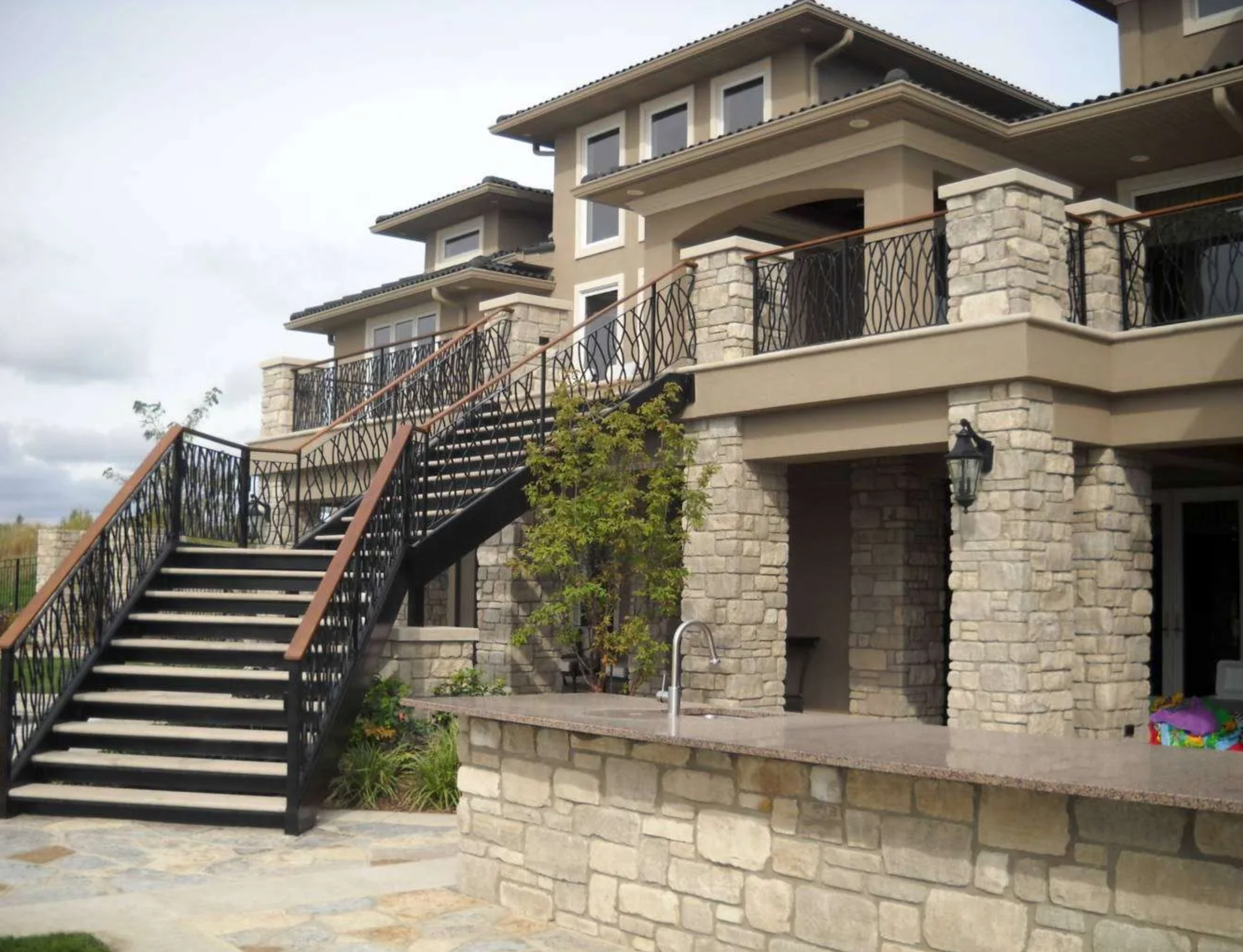 Princeton Manor Limestone - Tumbled - Thin Veneer - Flats