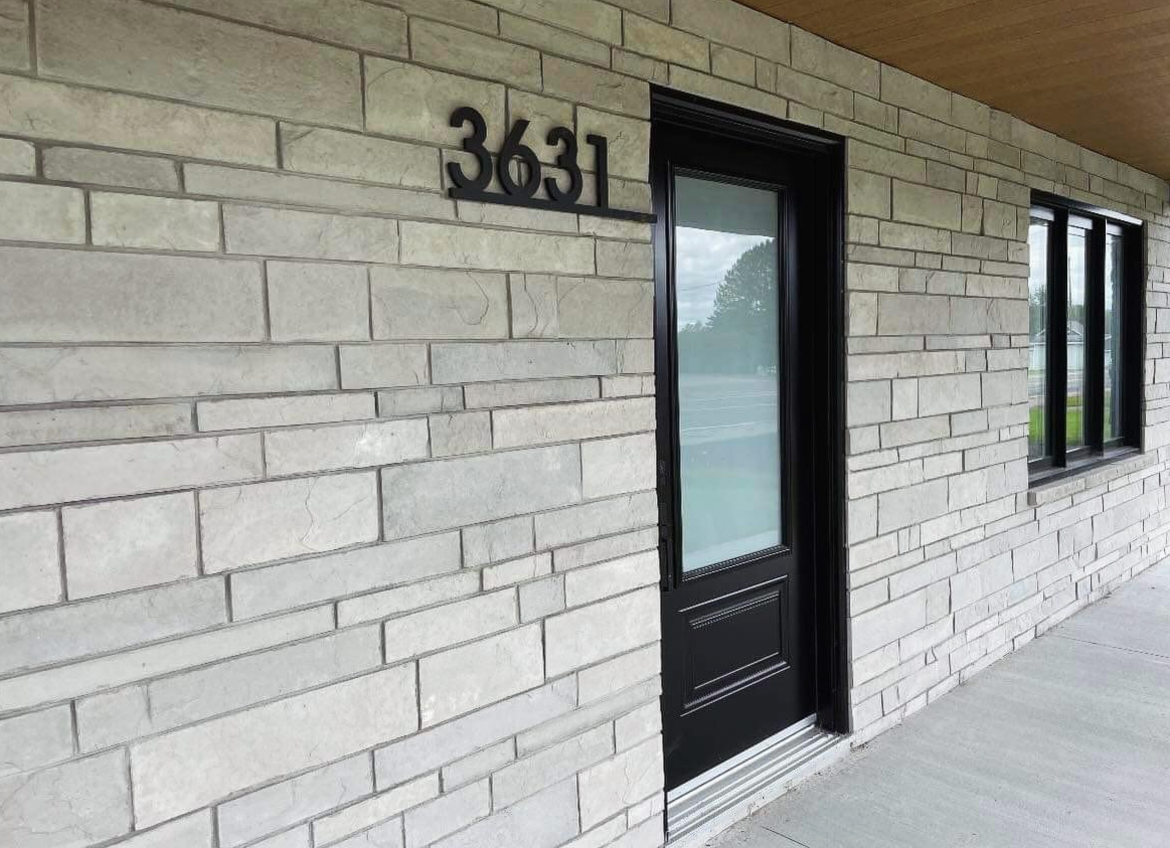 Ridge Stone Veneer - Monaco - Sample