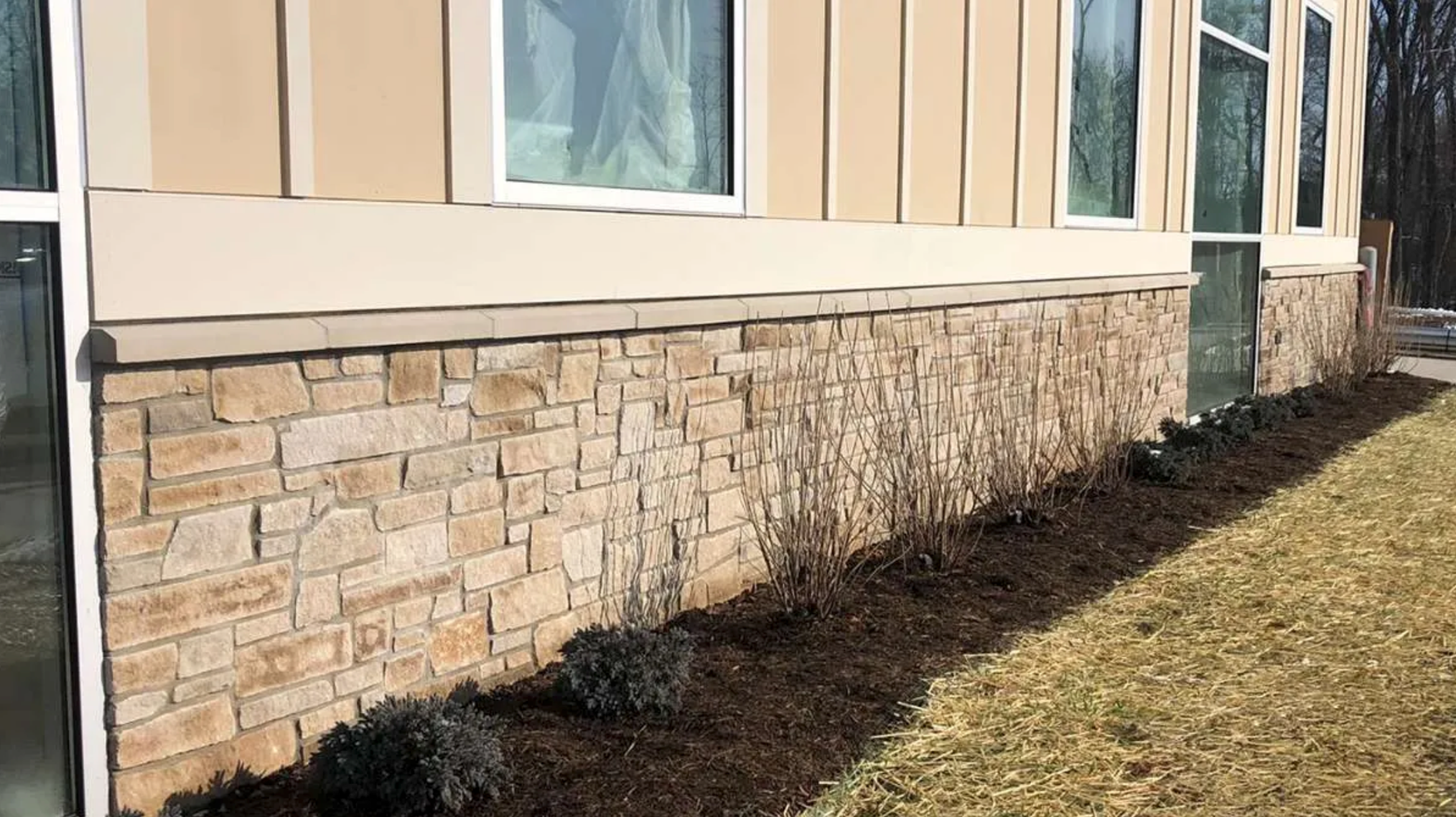 Sandy Ridge Limestone - Thin Veneer - Corners