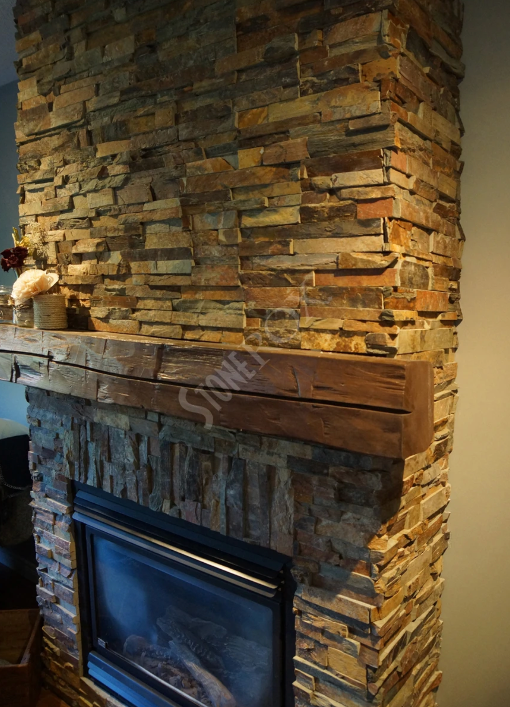 StoneRox Natural Stone Panels - Rustic Multi-Coloured - Flat - (4 SF/Box)