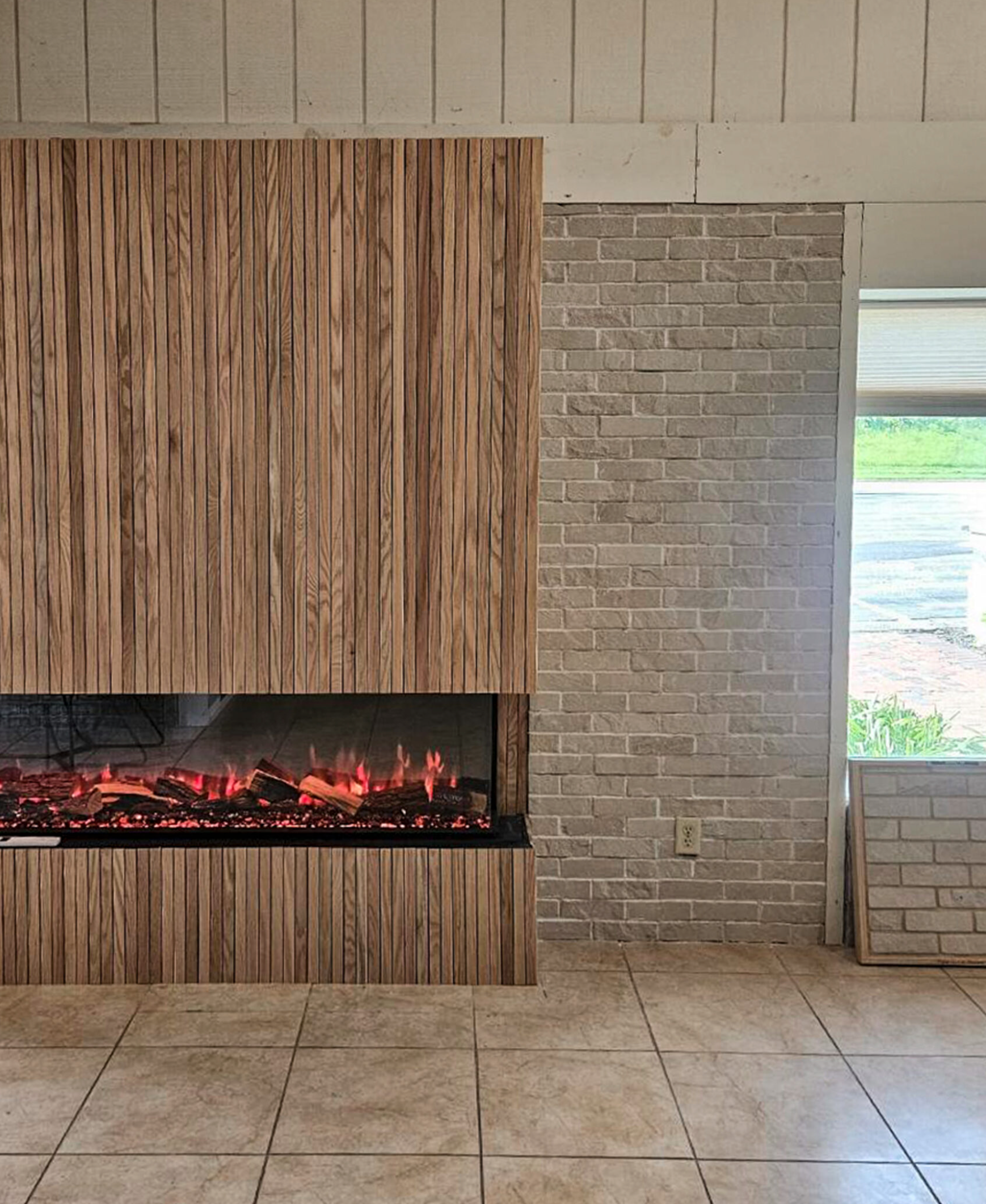 Natural Stone Thin Brick Veneer - Winslow - Flat - Large Crate (240 SF)