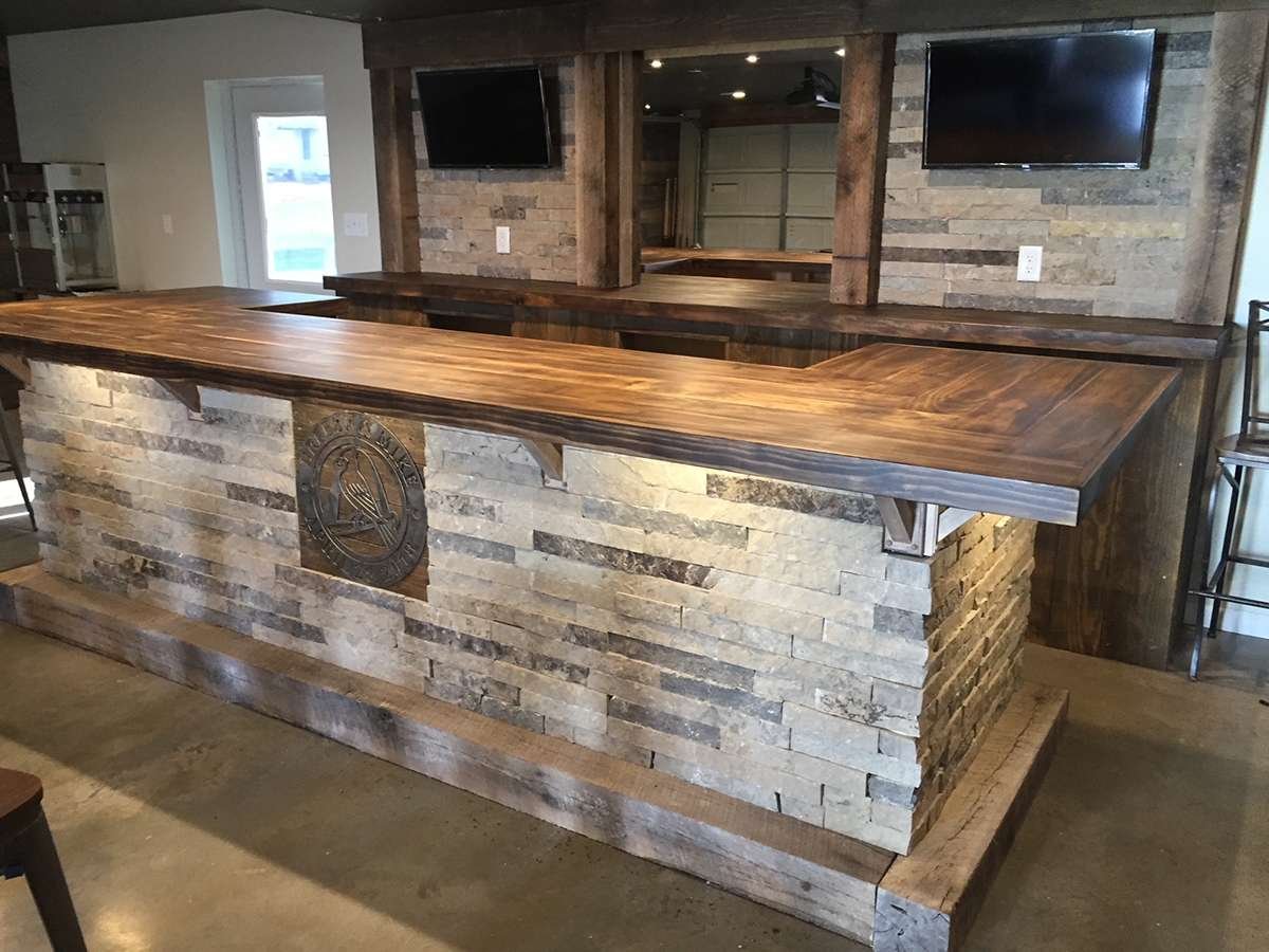 Foundry Hill Ledgestone natural stone installation