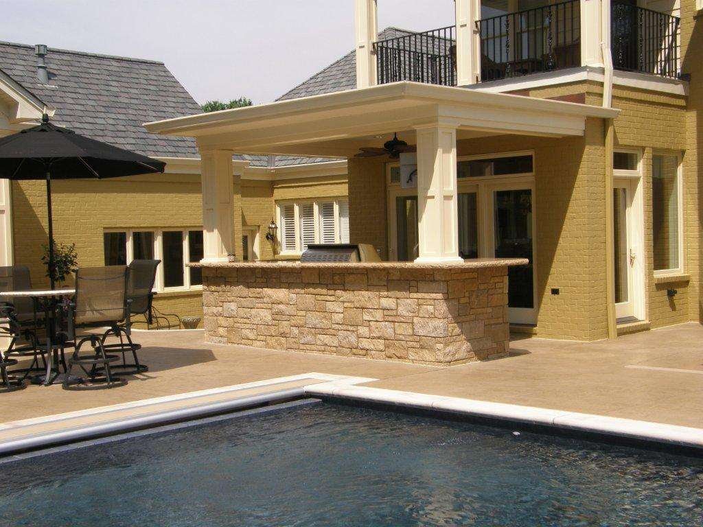 Hartwell Gold Limestone Dimensional installed stone wall