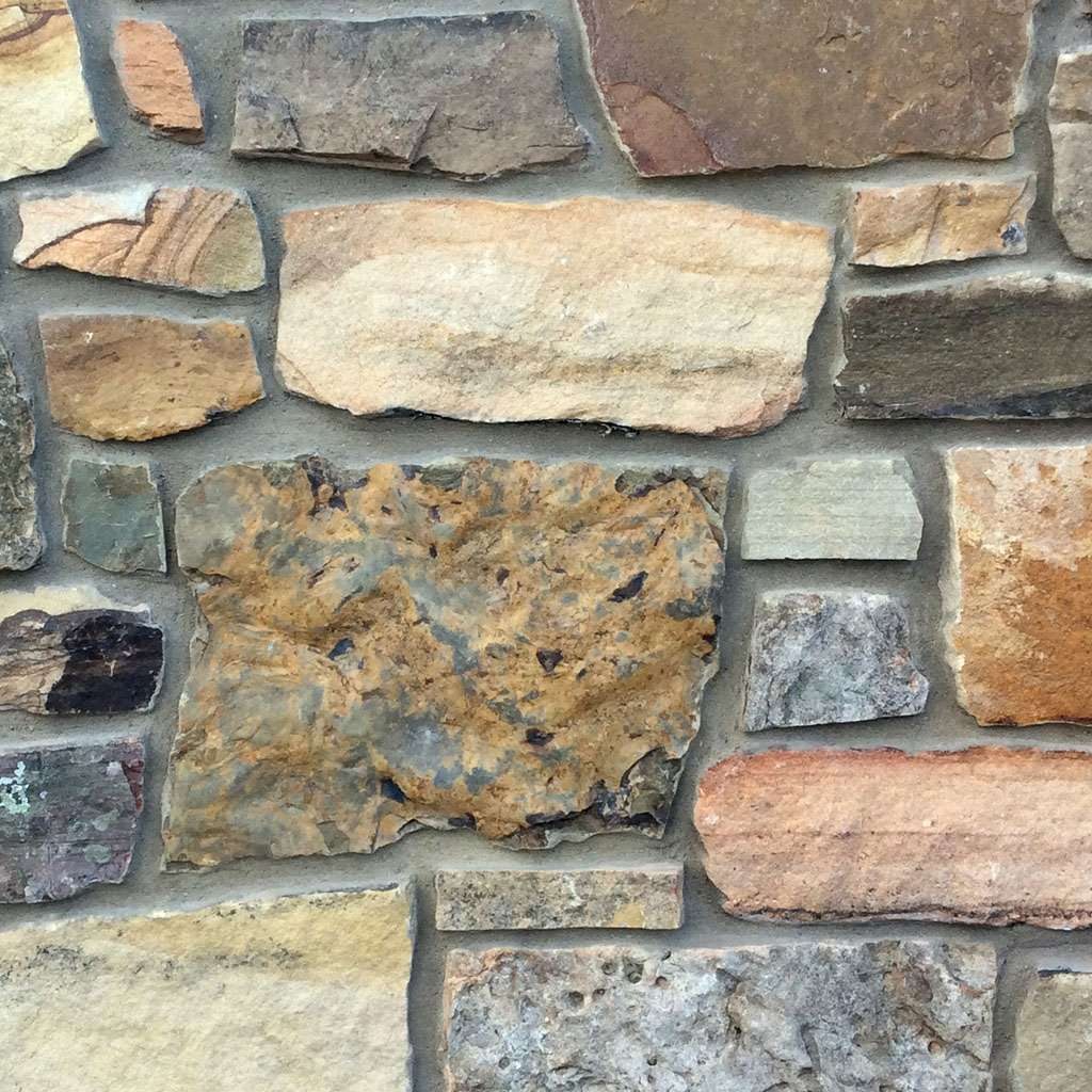 Highland Fieldstone Blend natural sandstone thin veneer sample — Earthworks Fieldstone Blend