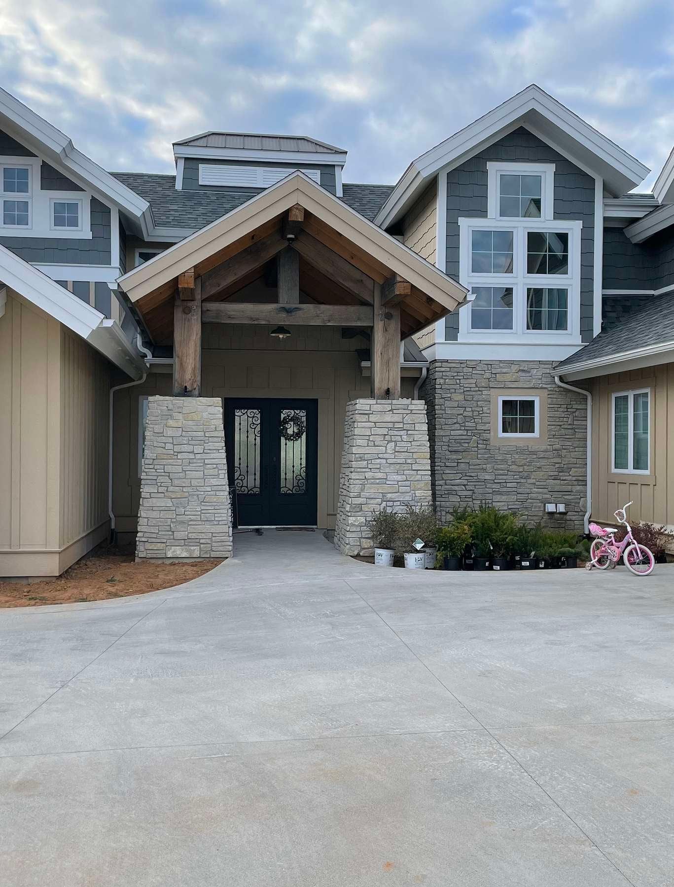 Pewter Ridge Limestone natural stone project