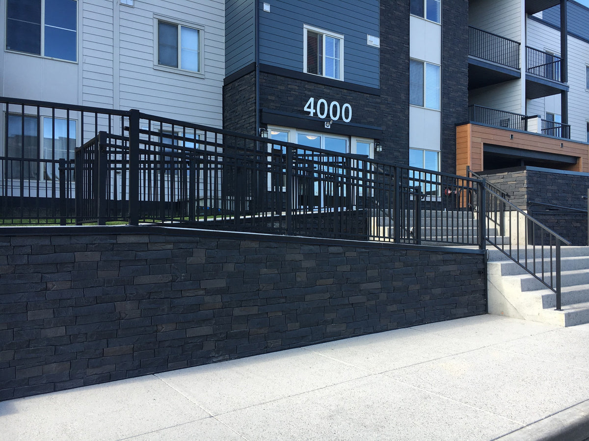 Quality Stone Ledge Stone Panel in Black Blend — view 9