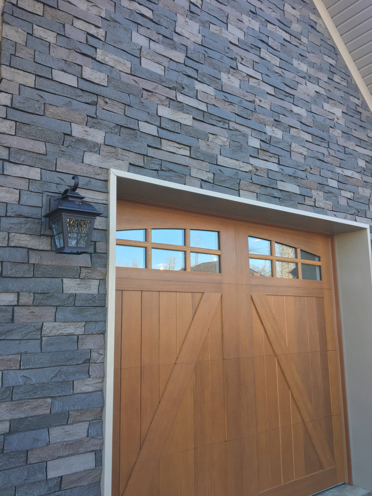 Quality Stone Ledge Stone Panel in Dark Brown Blend — view 19