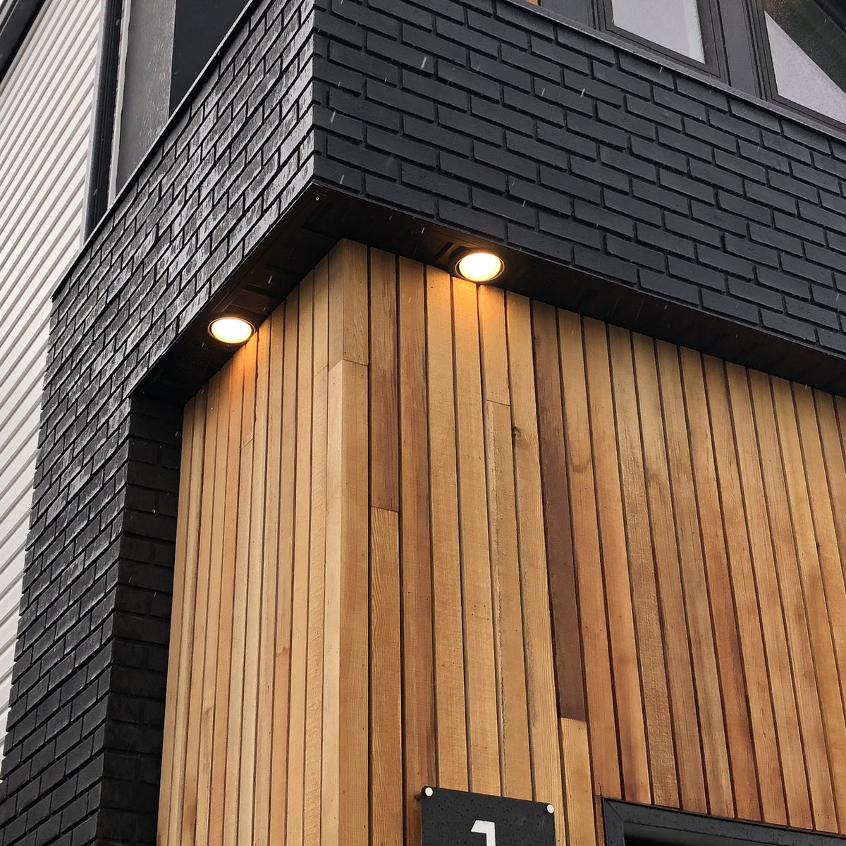 Quality Stone Modern Brick Panel in Pencil Lead