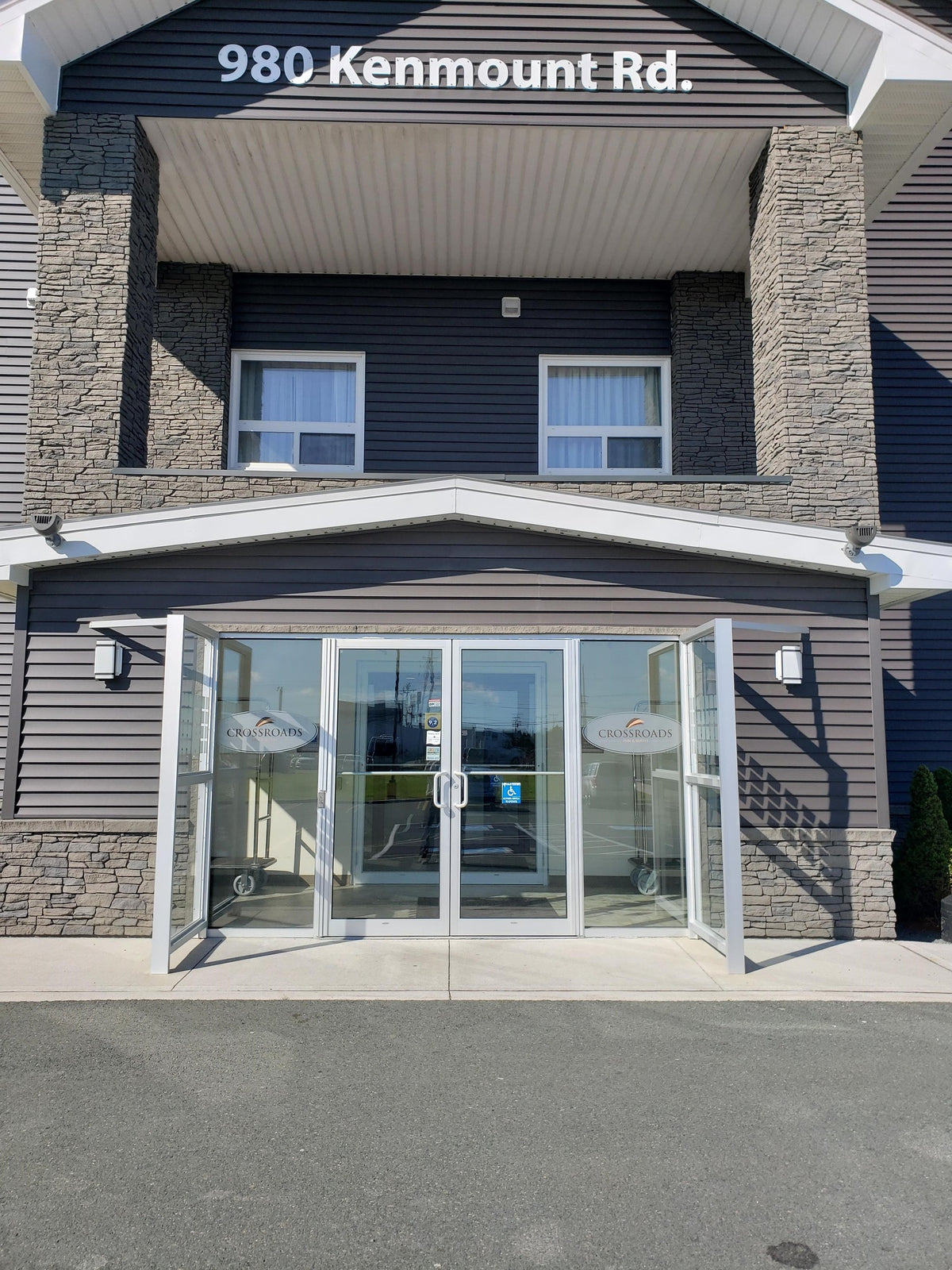 Quality Stone Ridge Stone Panel in Grey Blend — view 10