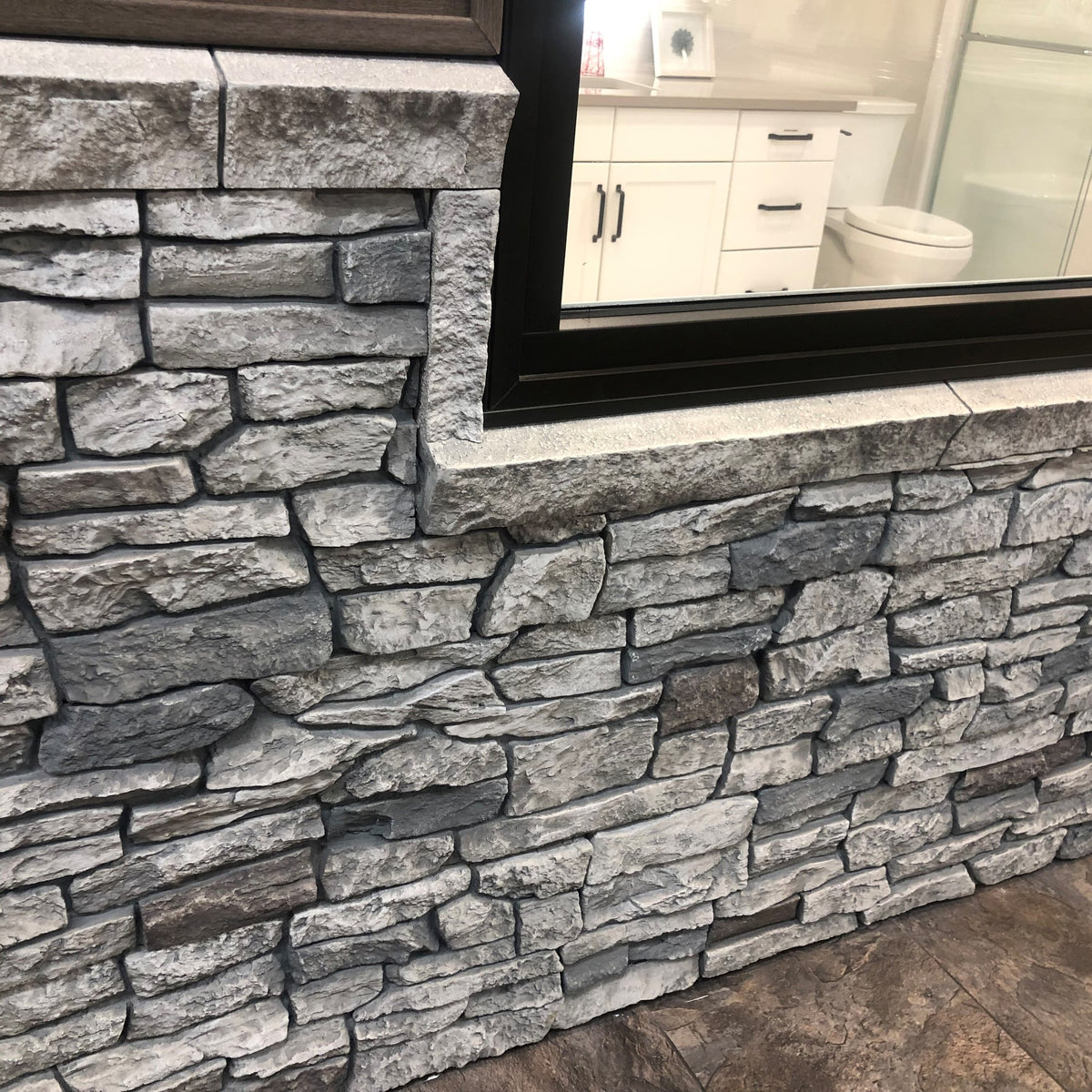Quality Stone Ridge Stone Panel in Limestone — view 6