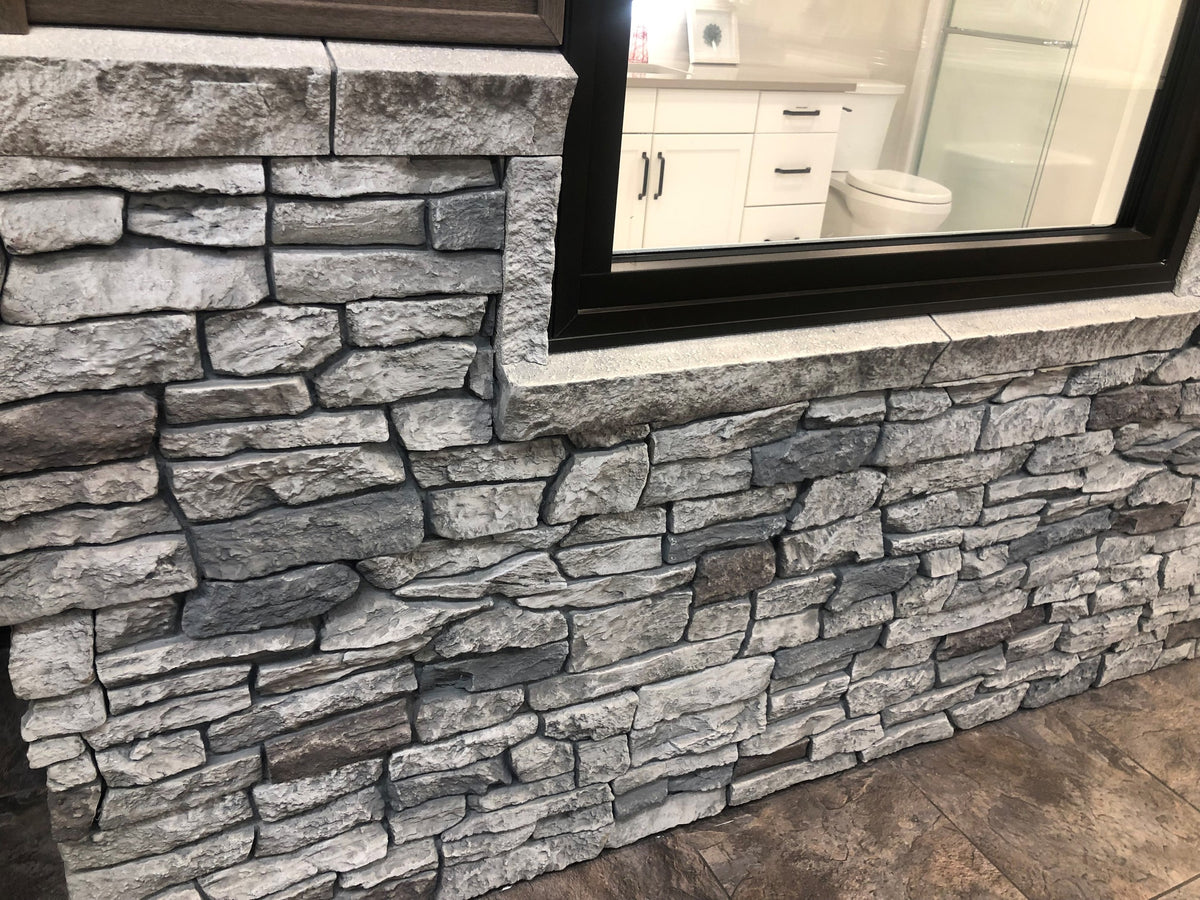 Quality Stone Ridge Stone Panel in Limestone — view 7